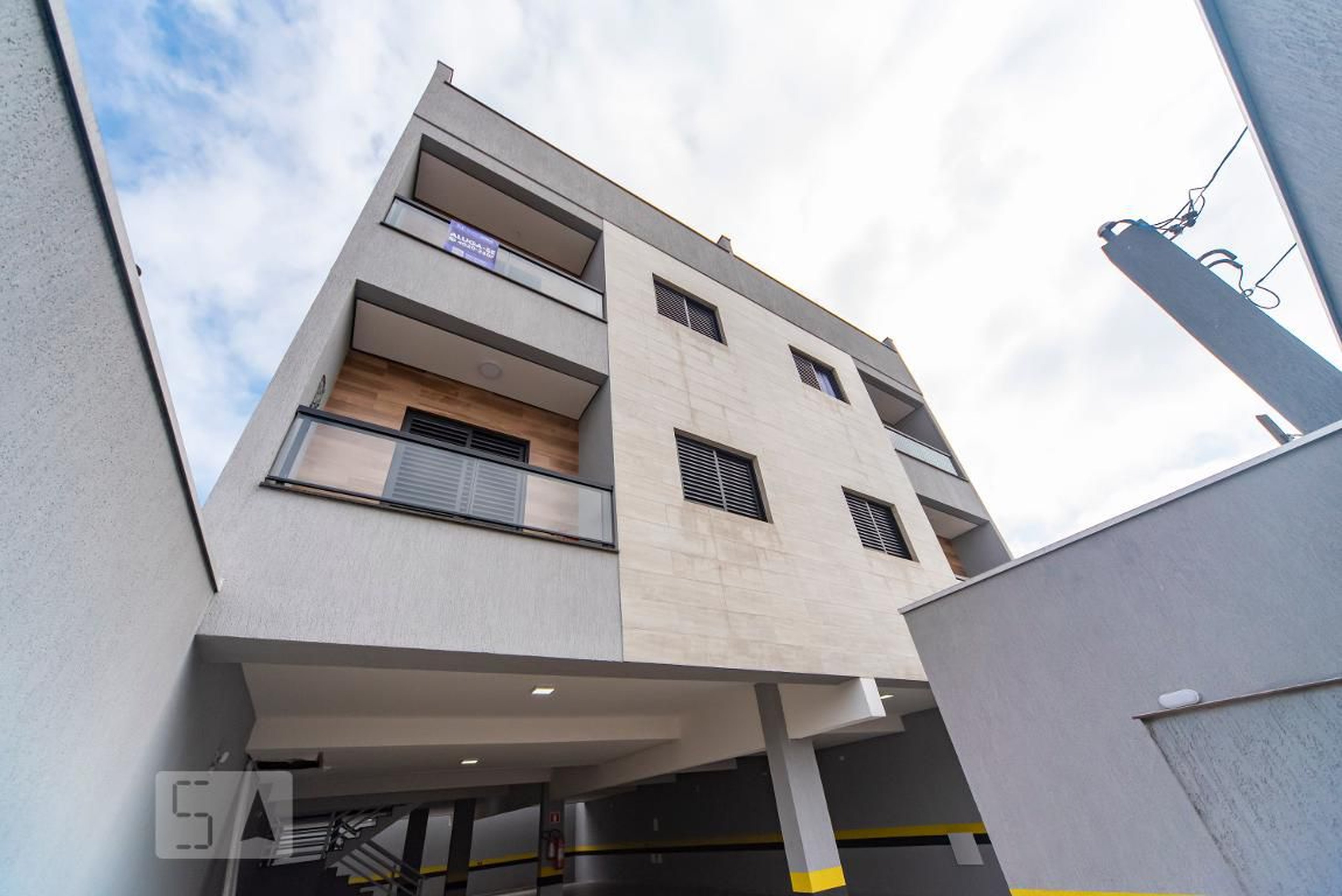 Fachada Condomínio em Rua Dom Silvério Pimenta, 102