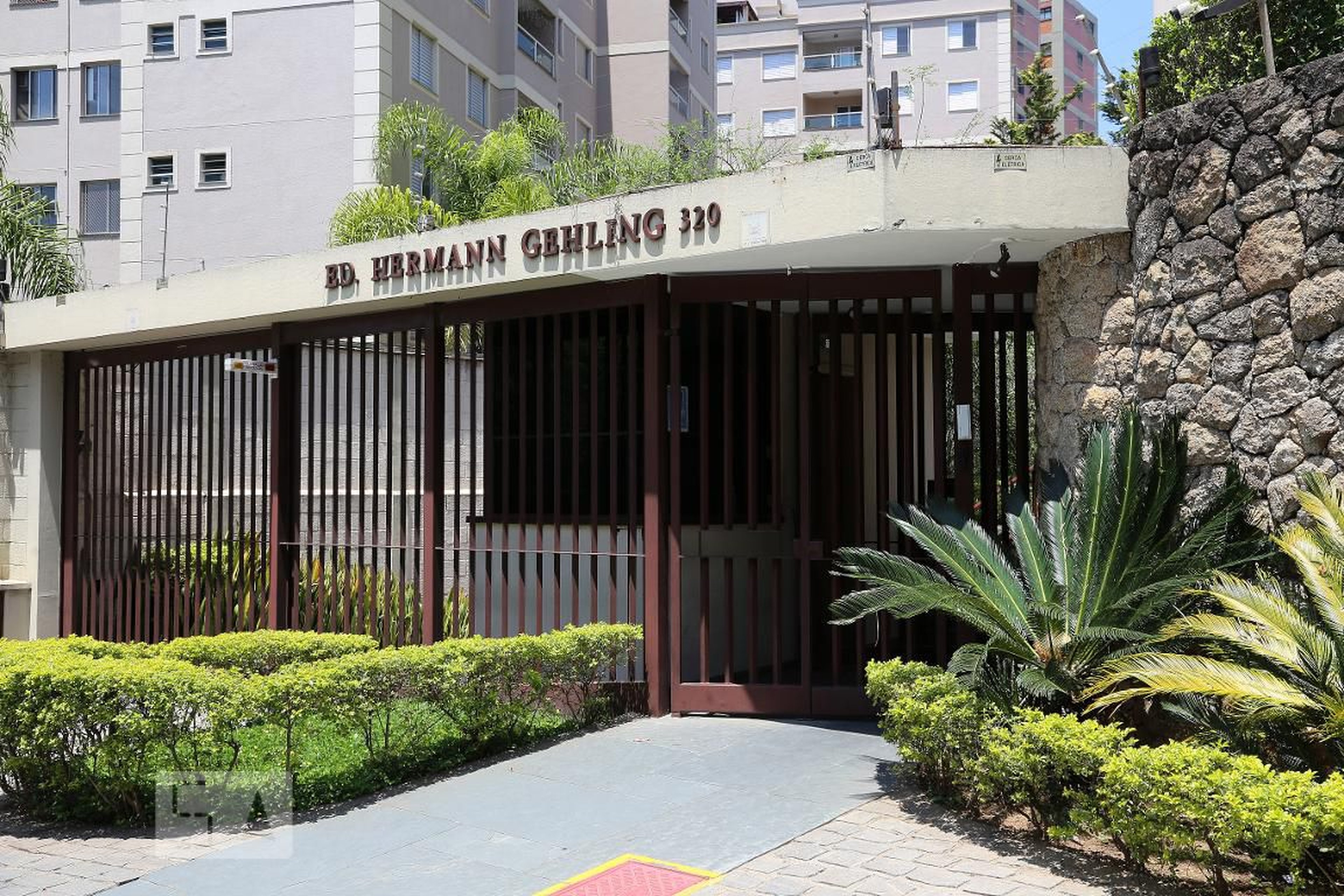 Fachada do Condomínio Edifício Hermann Gehling