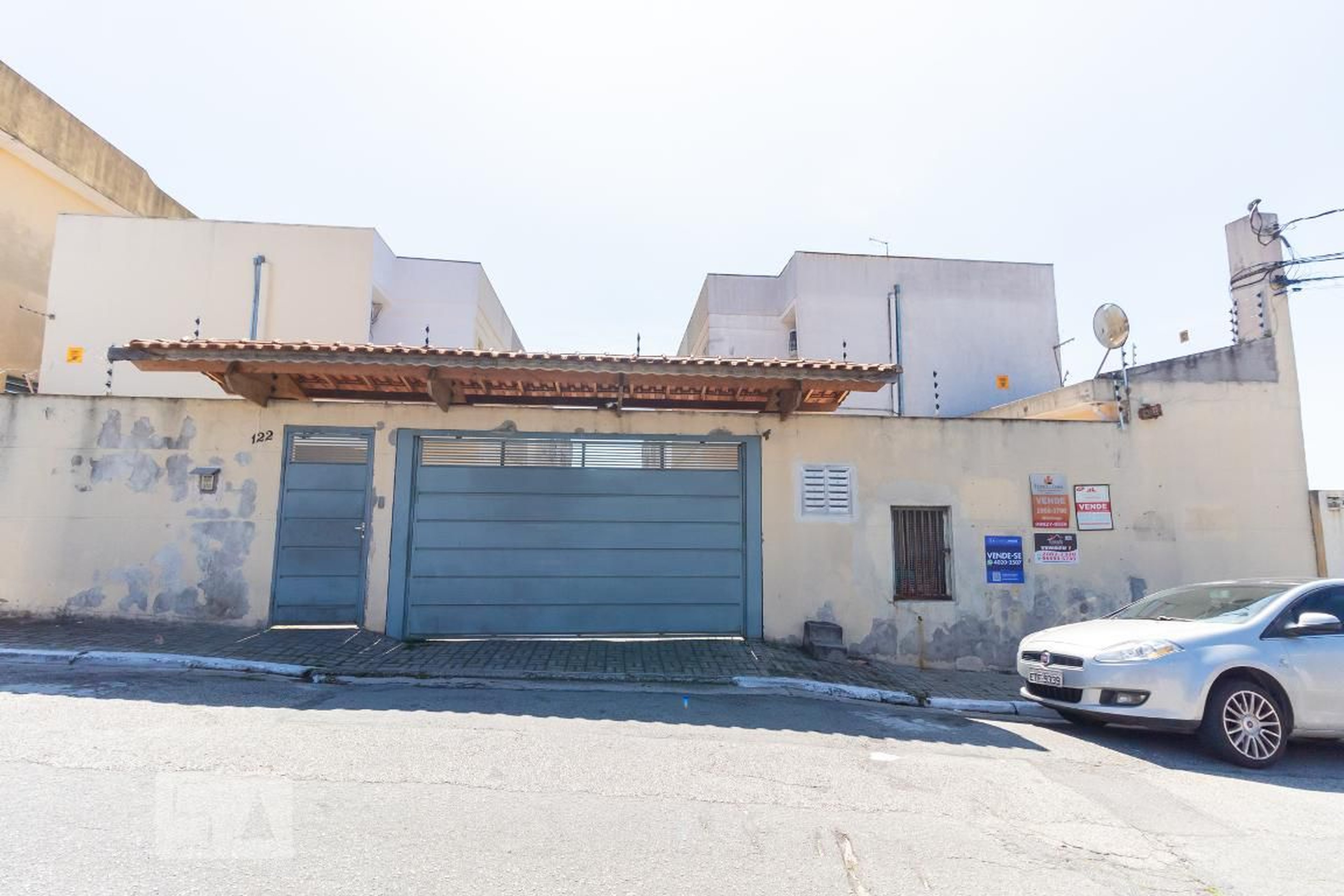 Fachada do Condomínio Condomínio Monte Juice