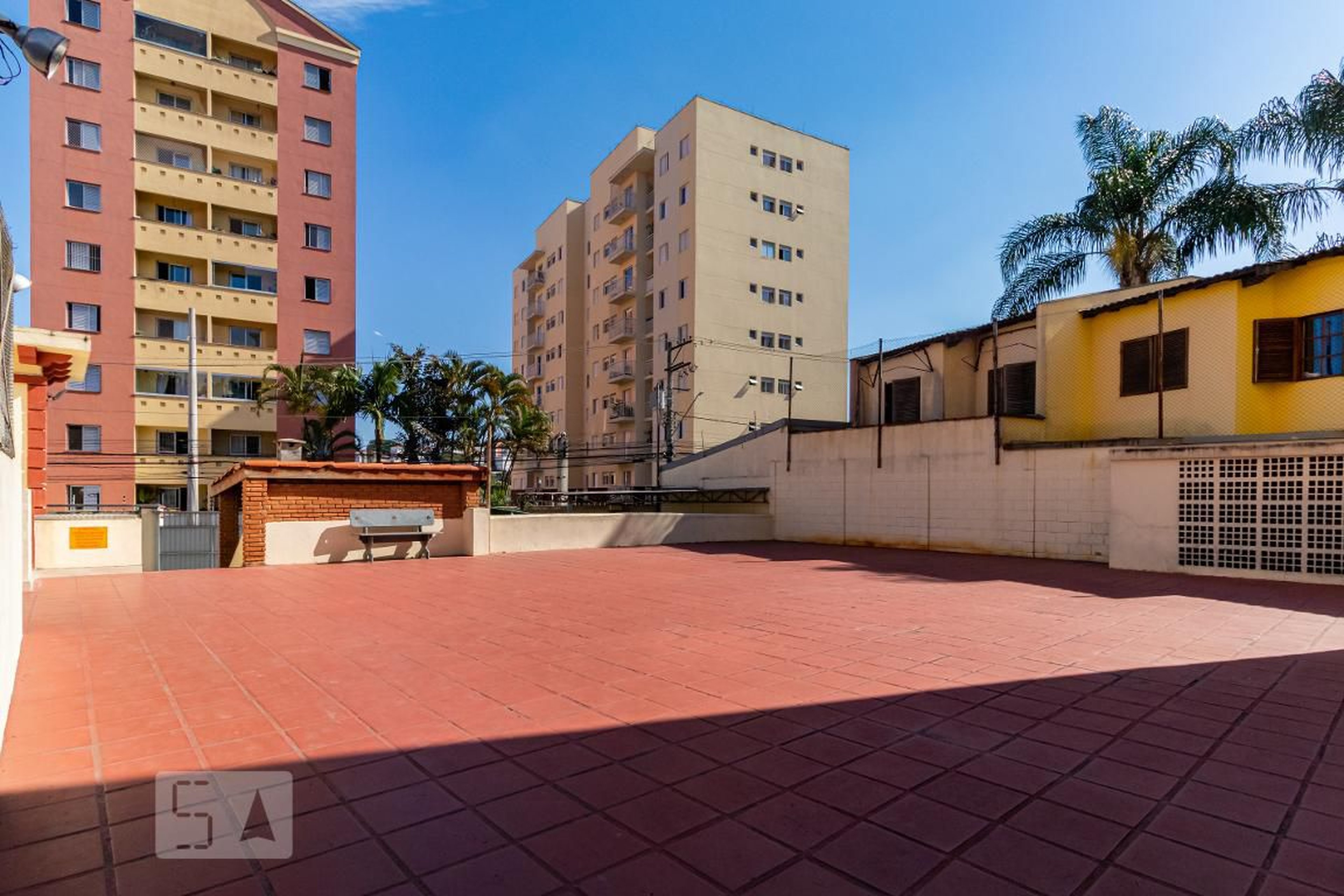 Área comum Condomínio em Rua Luís Bueno de Miranda, 368