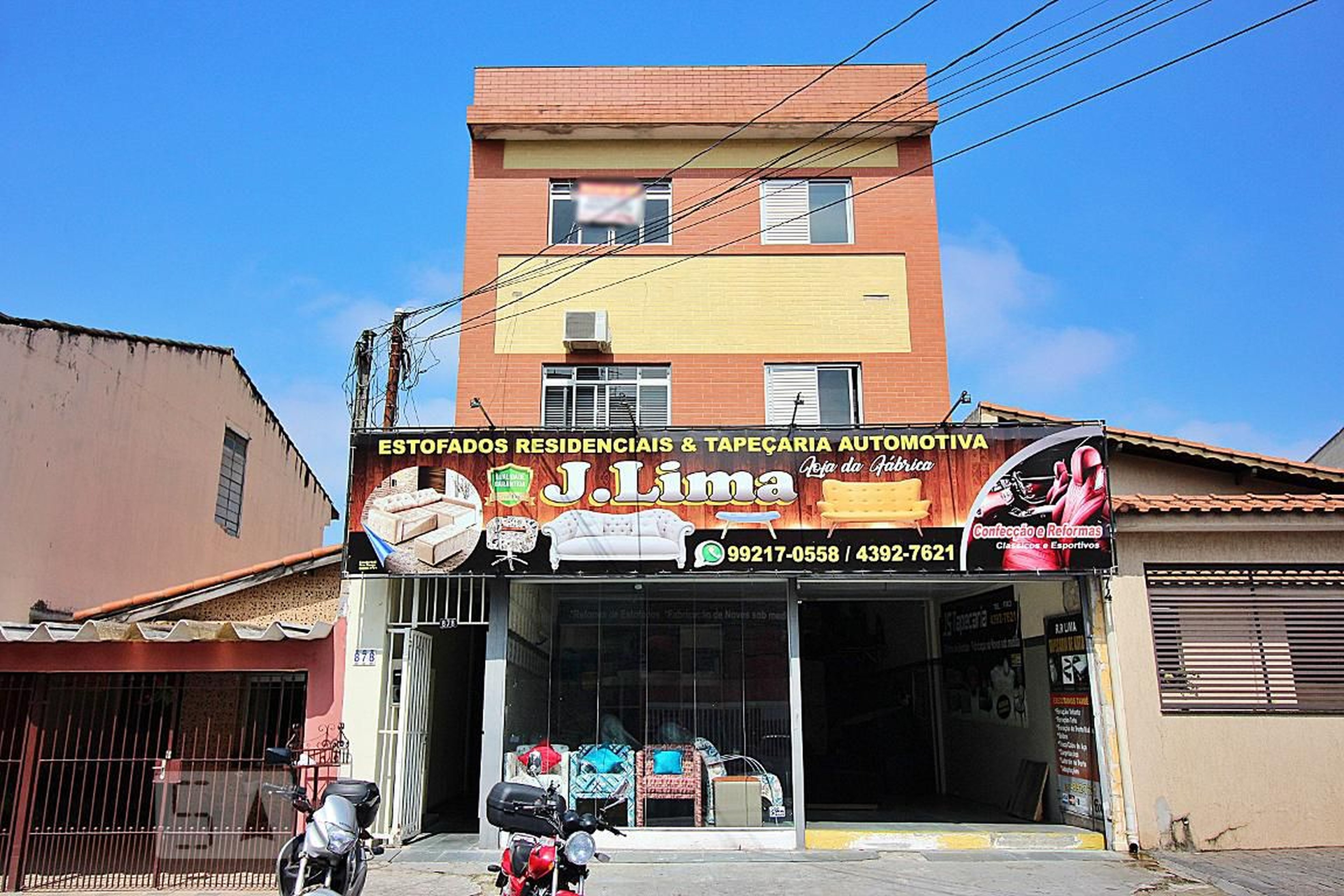 Fachada Condomínio em Avenida Moinho Fabrini, 874