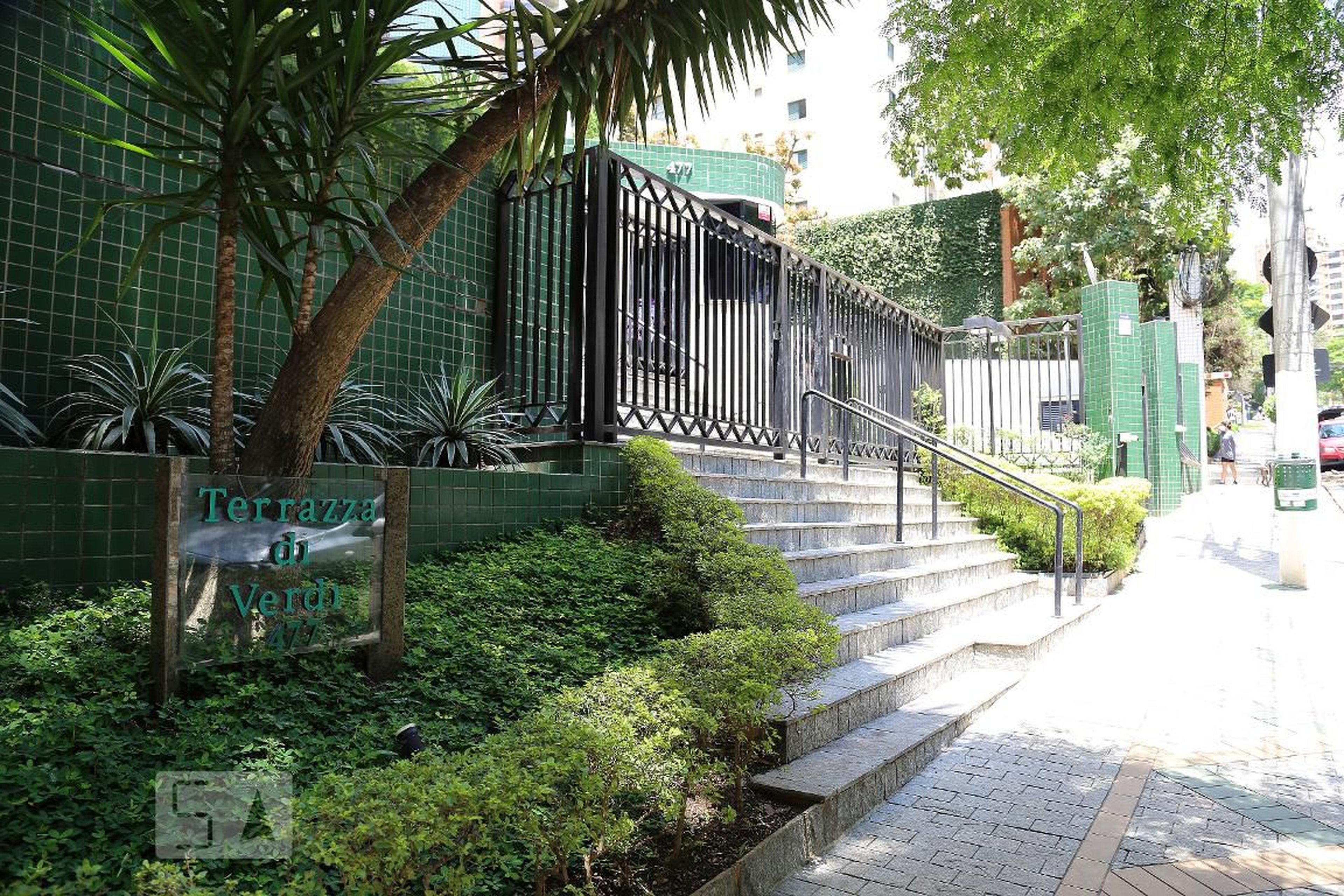 Fachada do Condomínio Edifício Terrazza Di Verdi