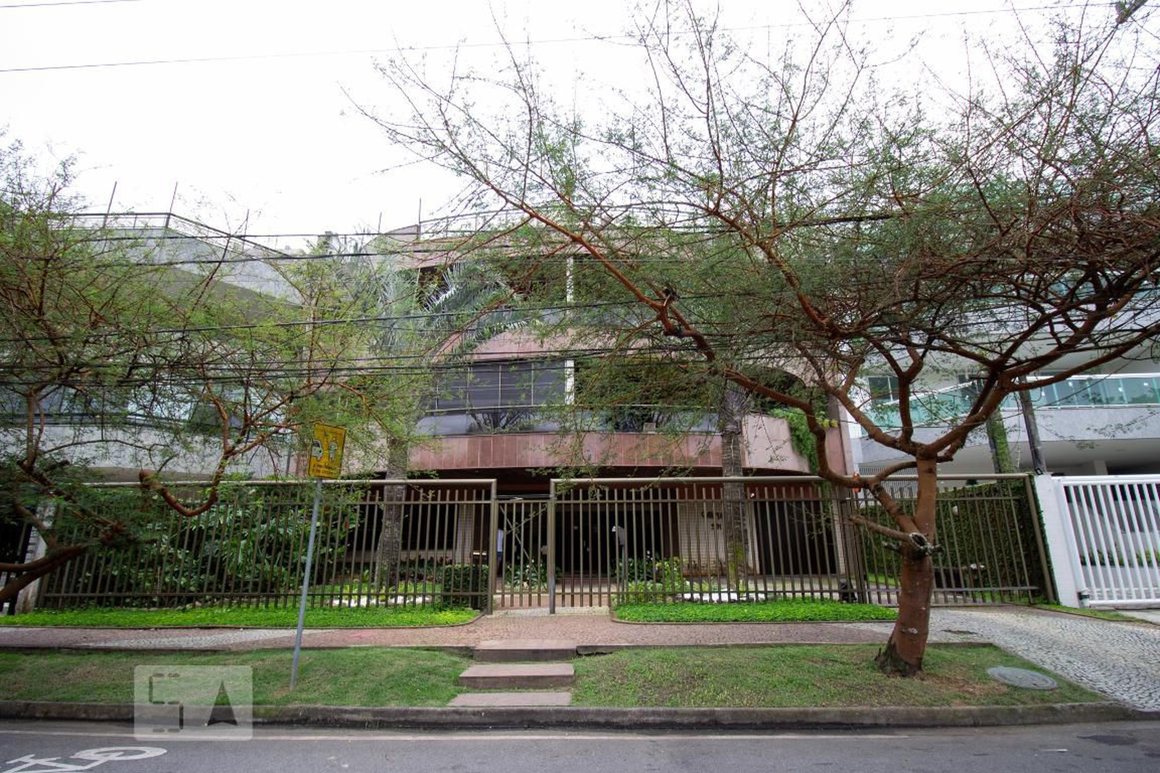 Fachada do Prédio Condomínio Caiman