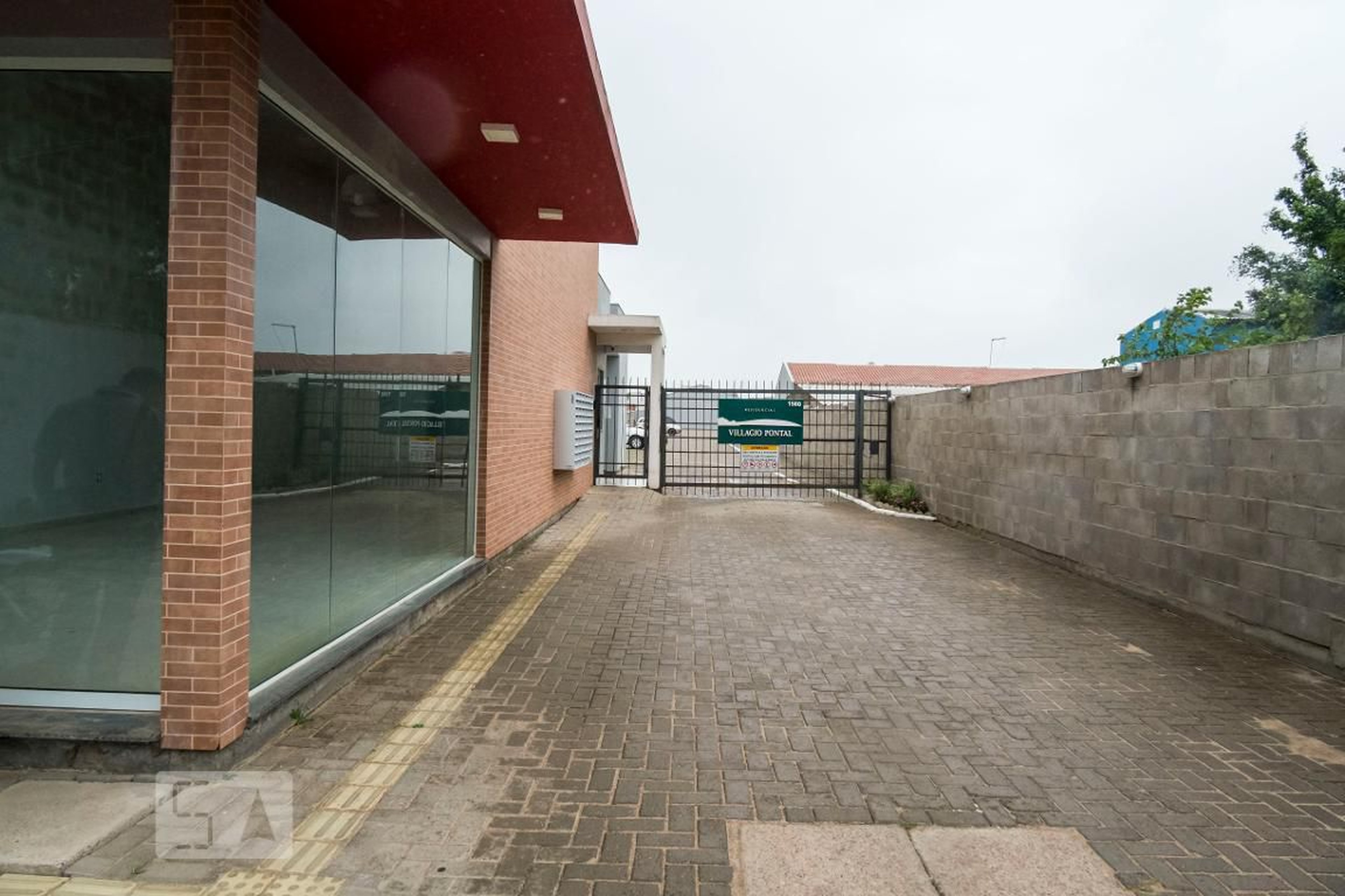 Fachada do Condomínio Condomínio em Avenida Principal da Ponta Grossa, 1560