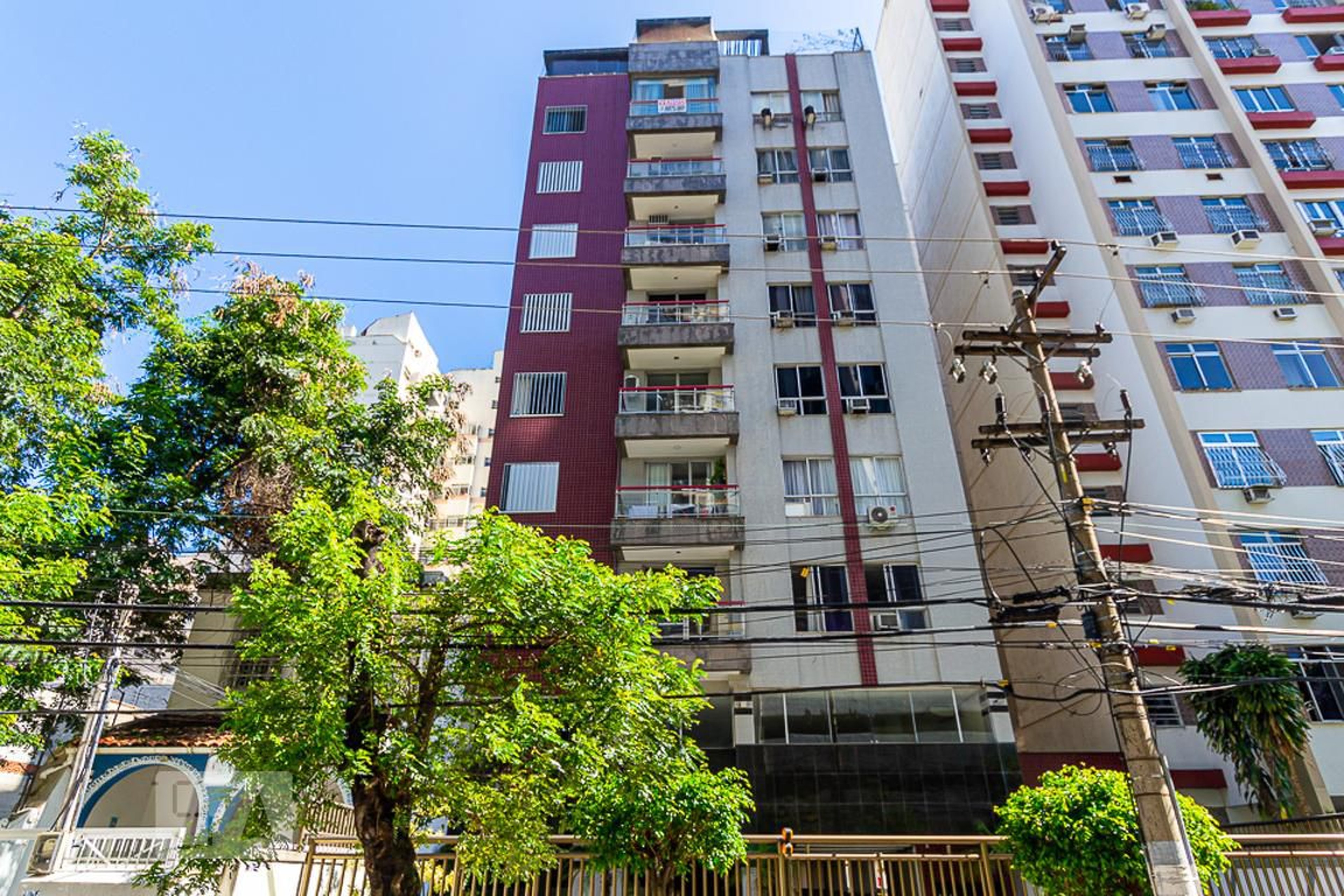 Fachada do Prédio Condomínio Via Marzzini