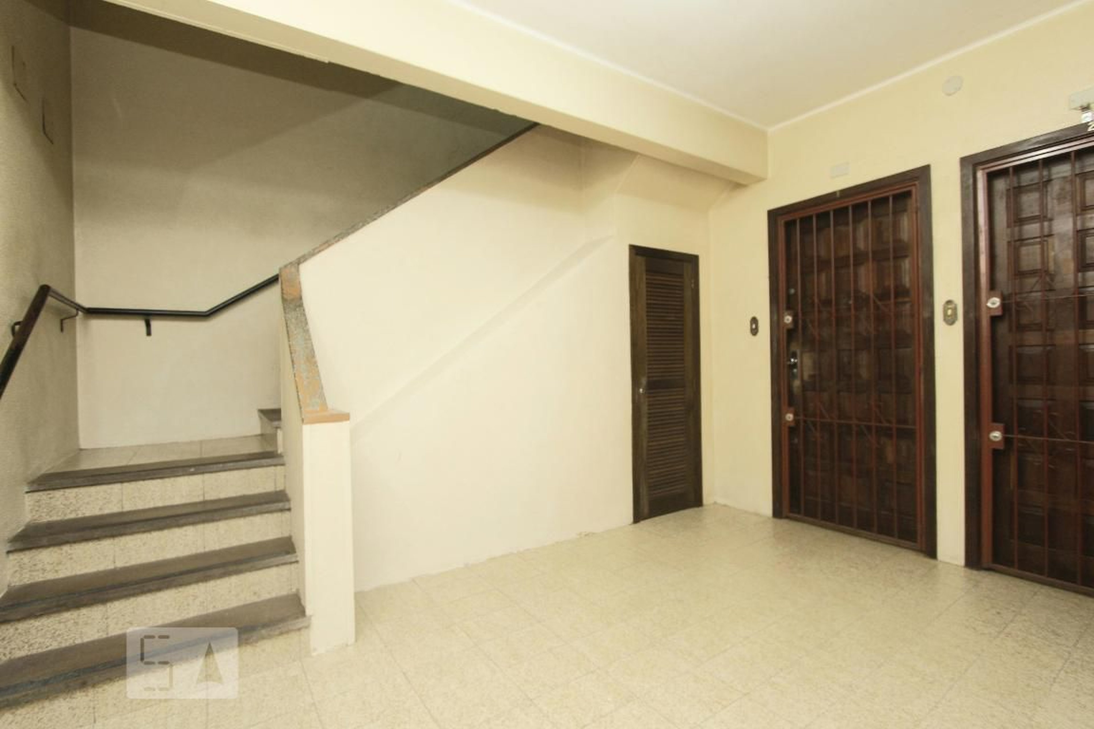 HALL - Edifício Luso