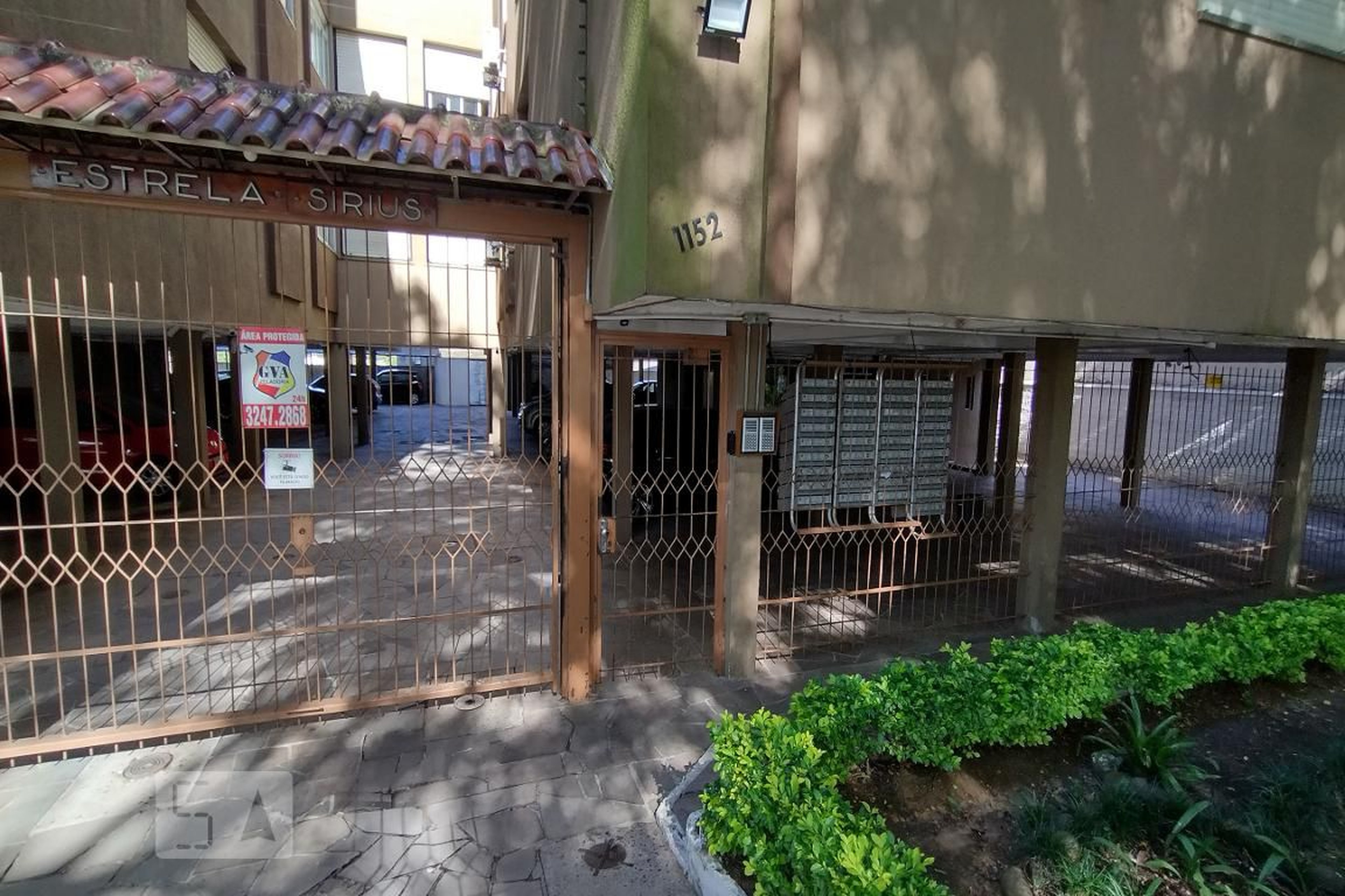 Fachada do Condomínio Edifício Estrela Sirius