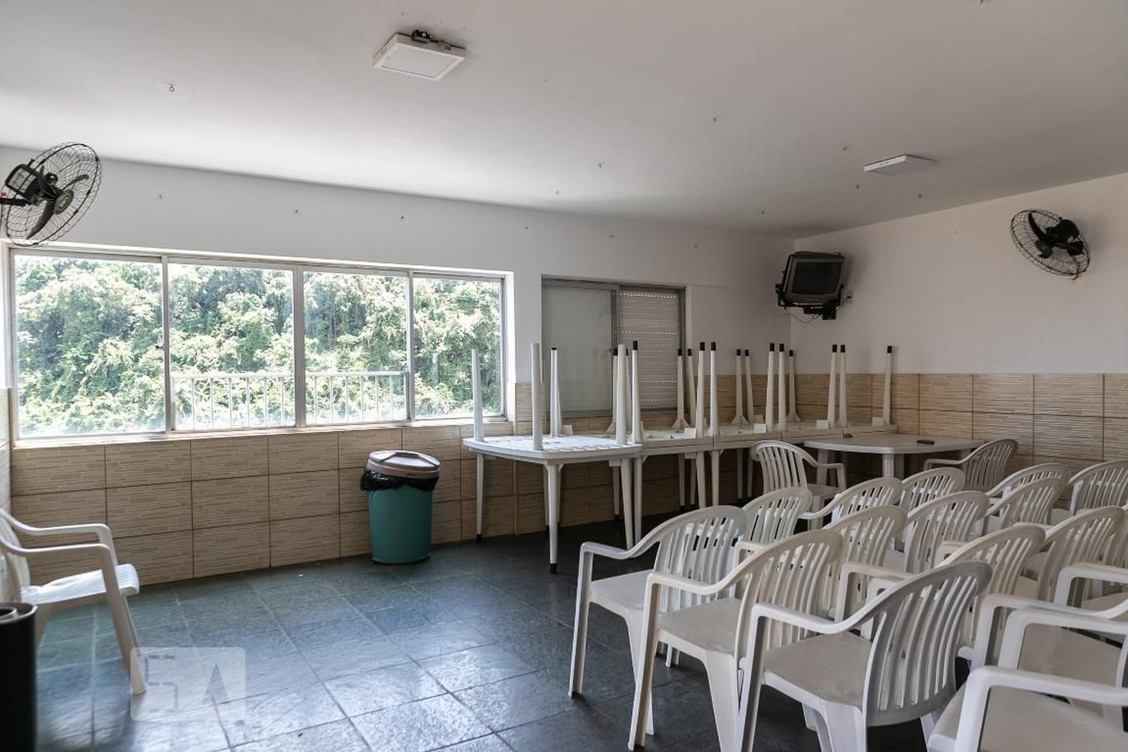 Salão de festas - Cortina Dam Pezzo