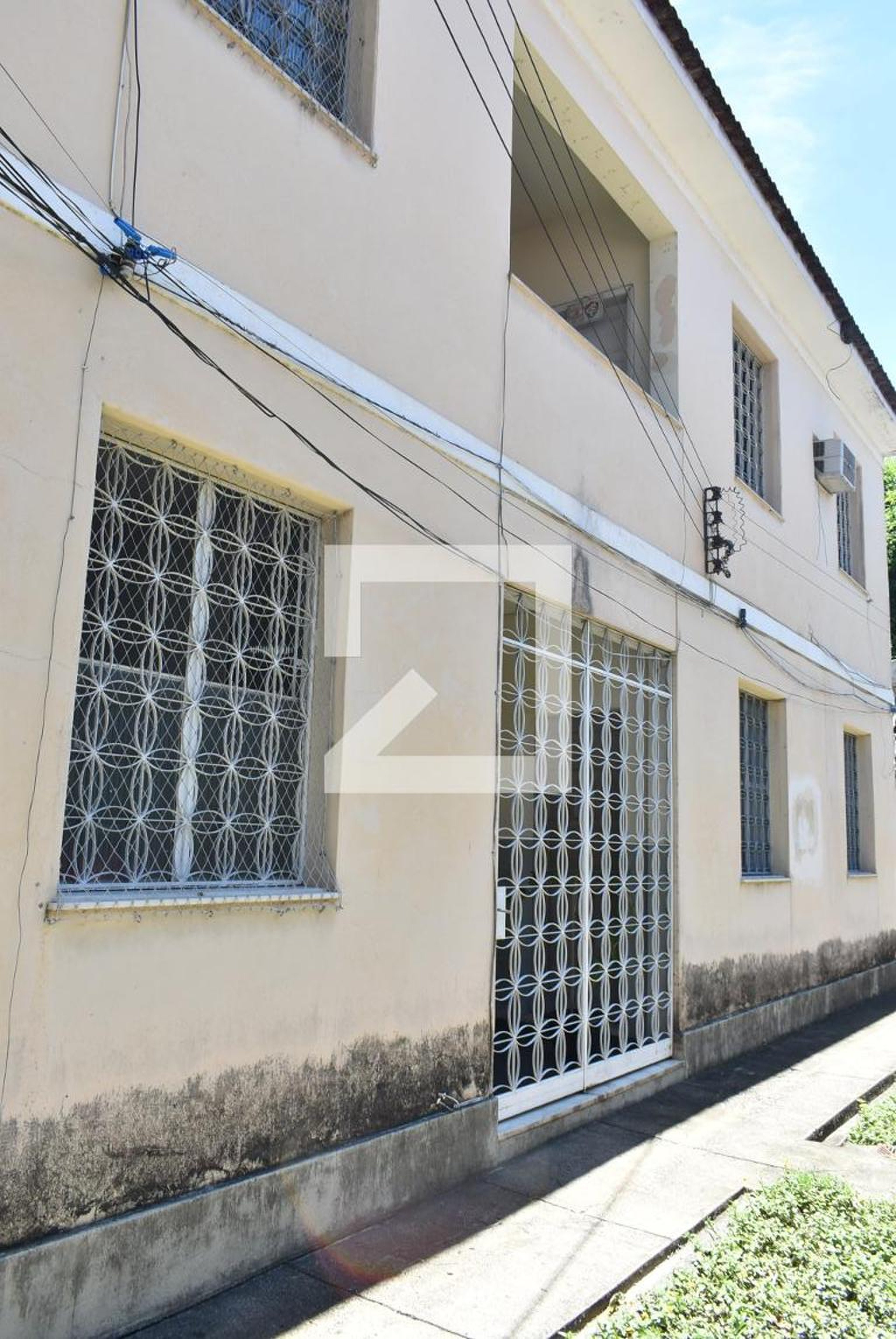 Entrada do Prédio - null