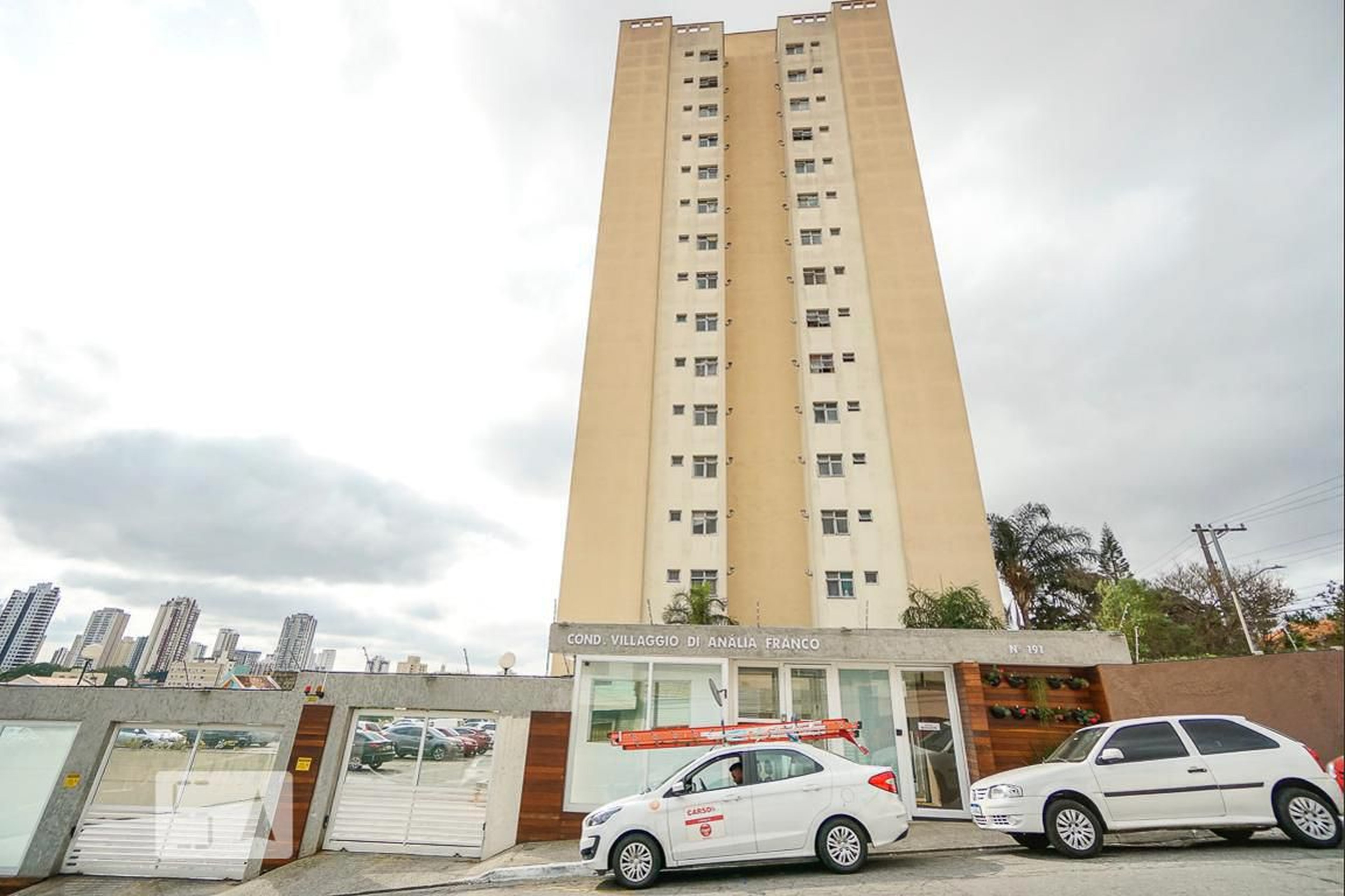 Fachada Condomínio Villaggio di Anália Franco