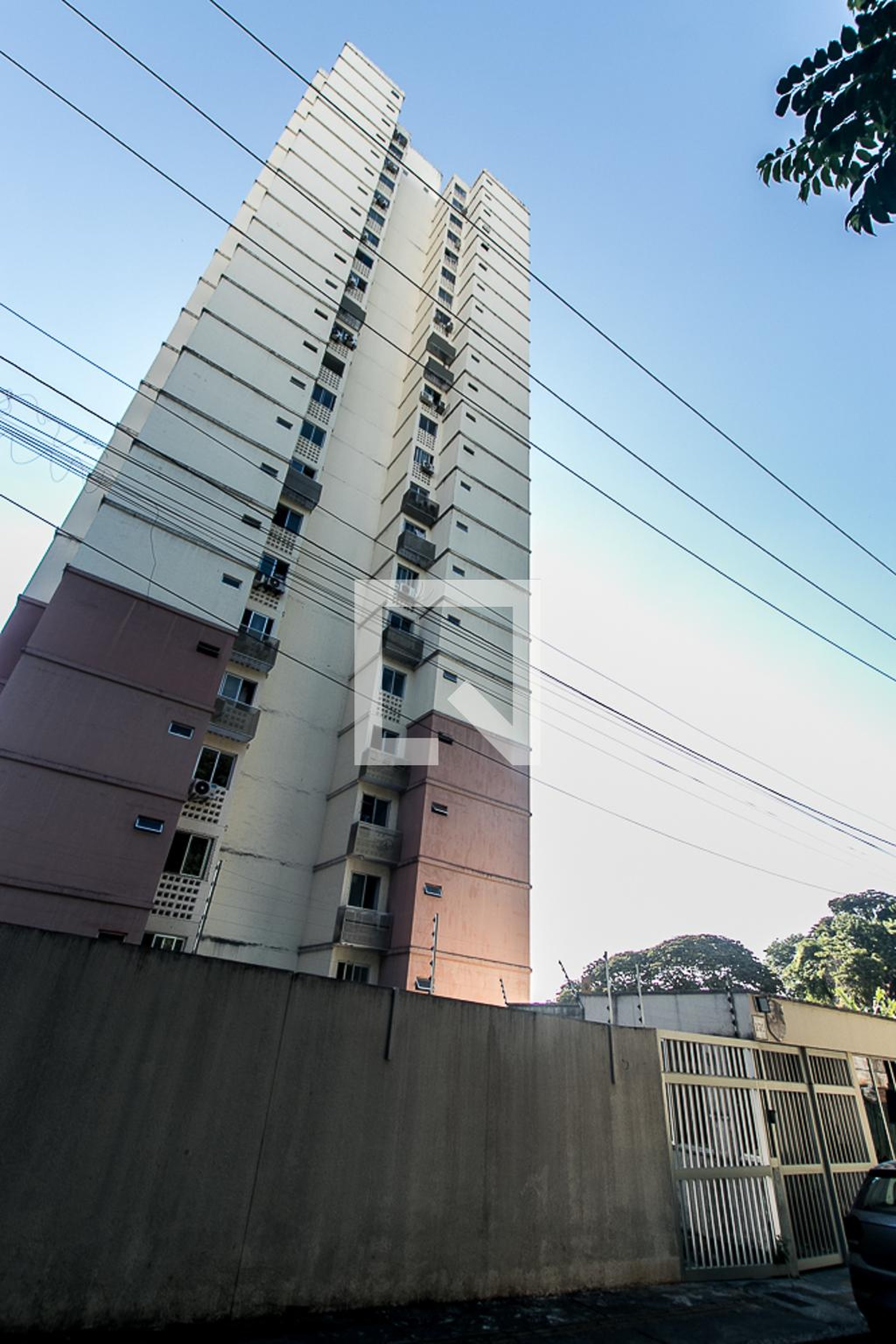 Fachada do Prédio Condomínio Torre Carcassonne