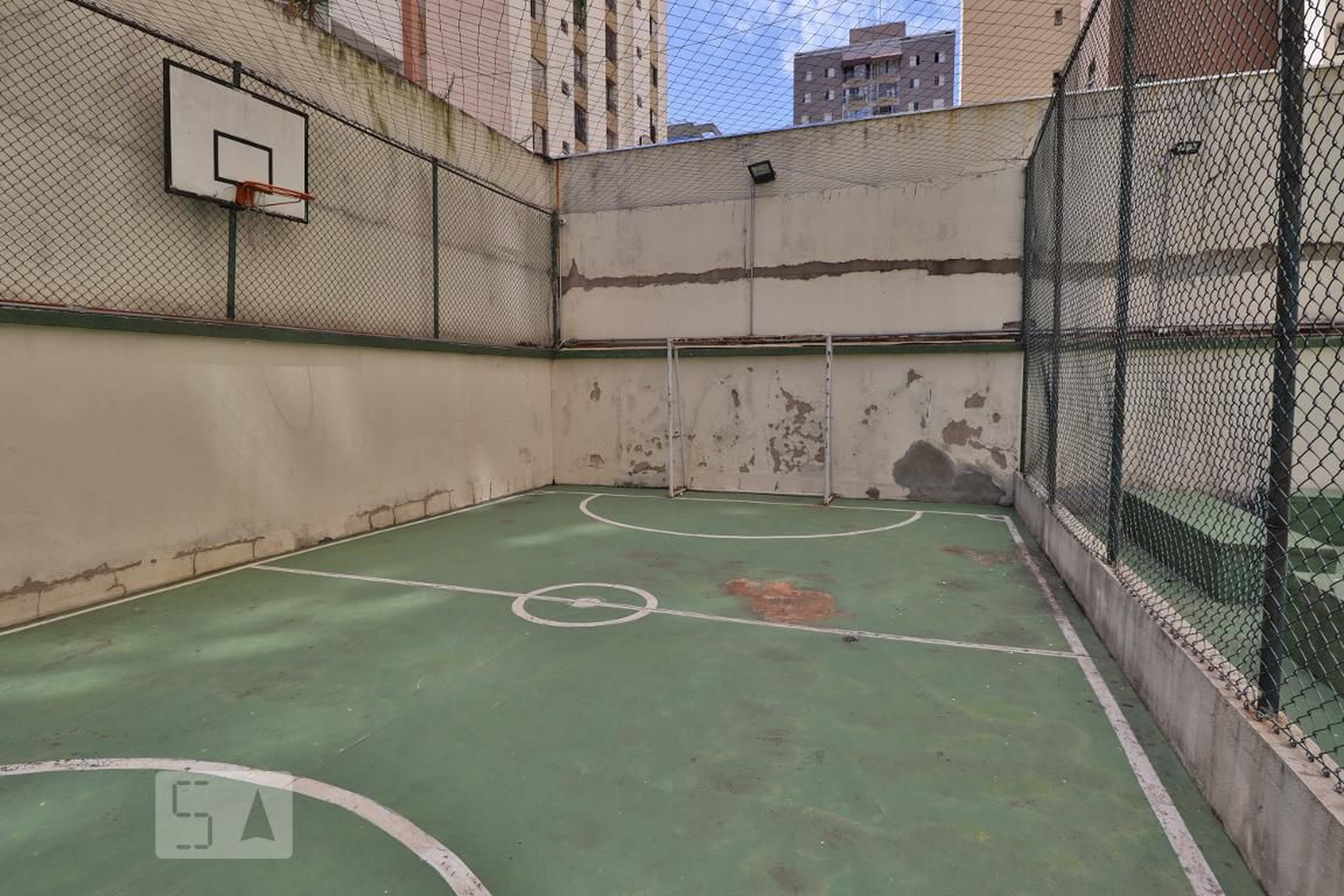 Quadra Esportiva - Jequitiba