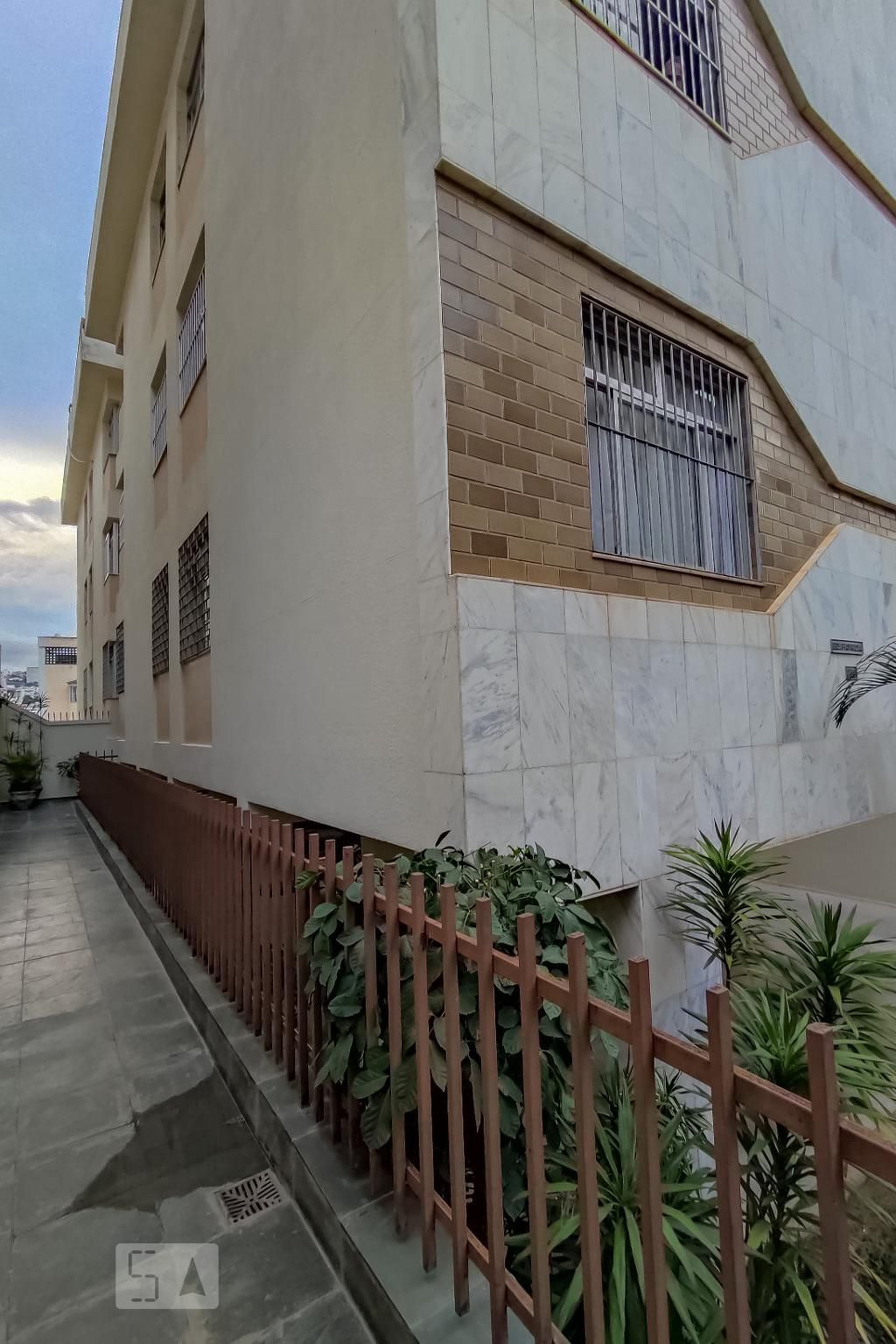 Entrada - Edifício Patricia