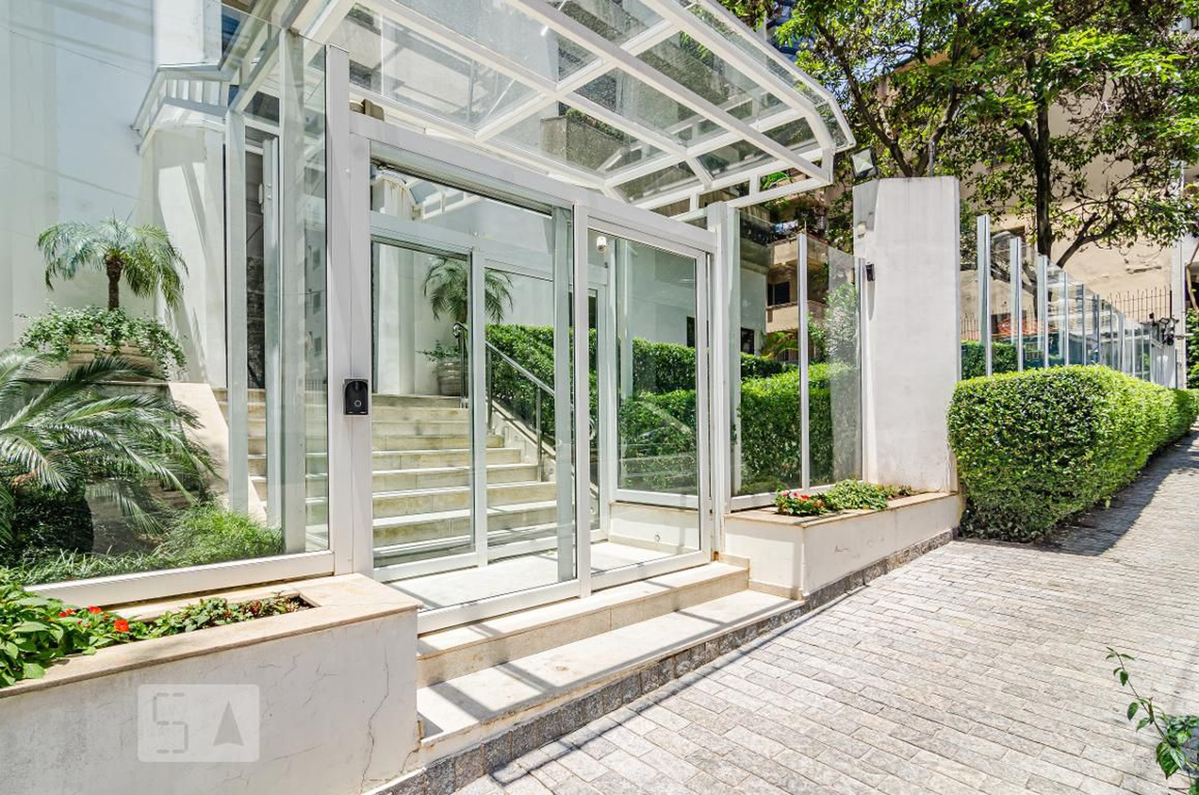 Fachada Edifício Maison de Versailles