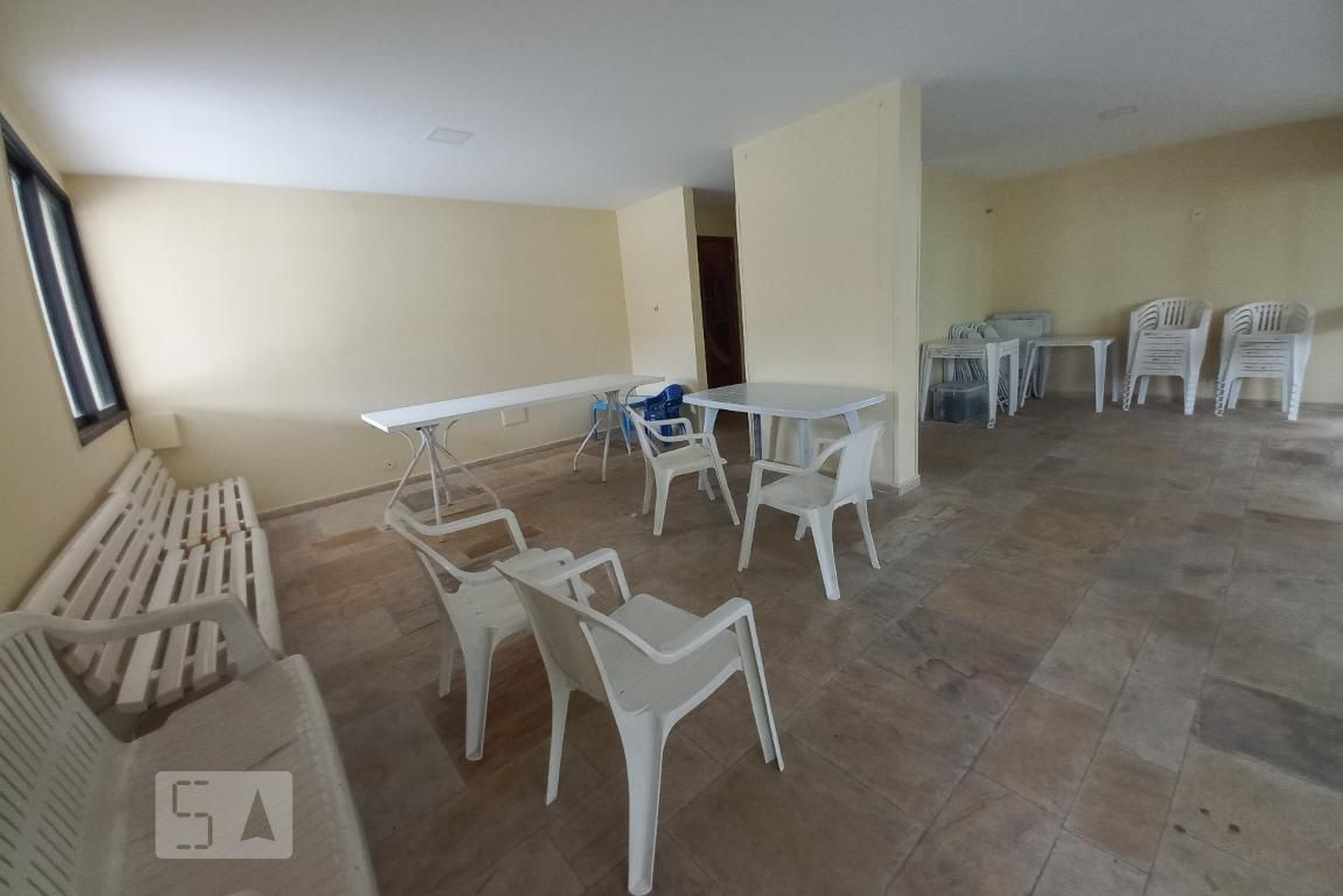 Salão de festas - Abraham Medina