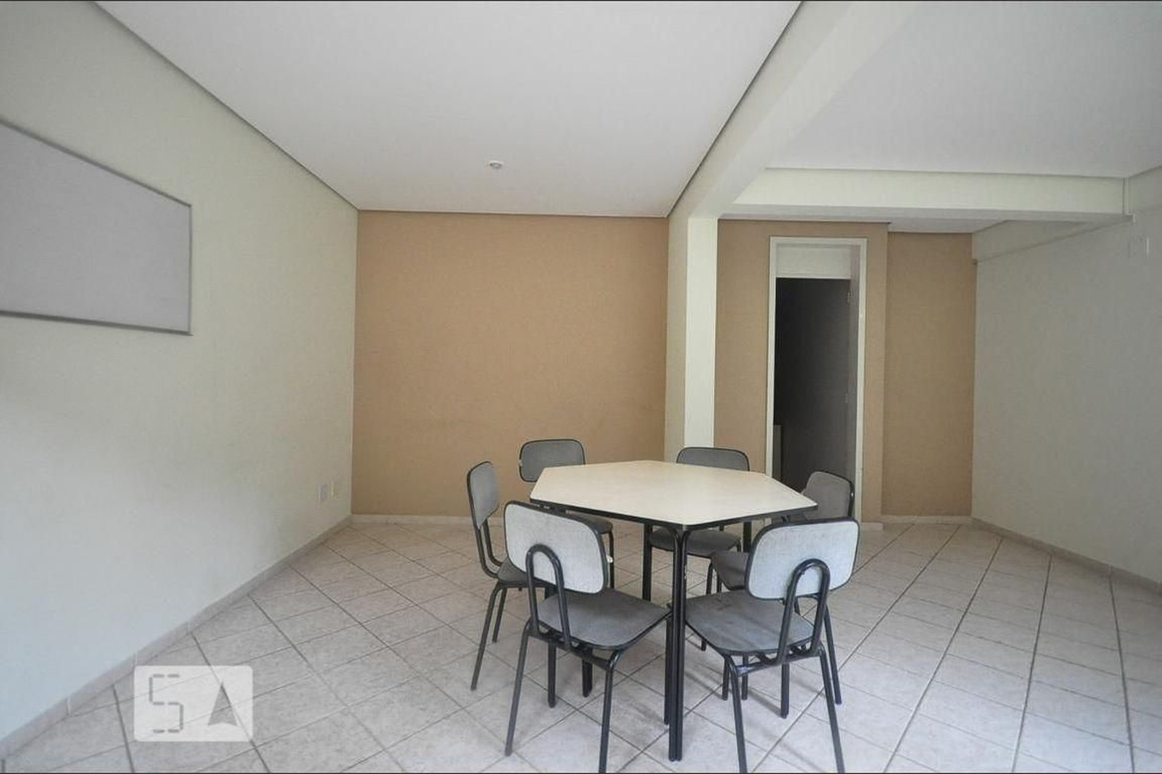 Sala de Reunião - Villes de France