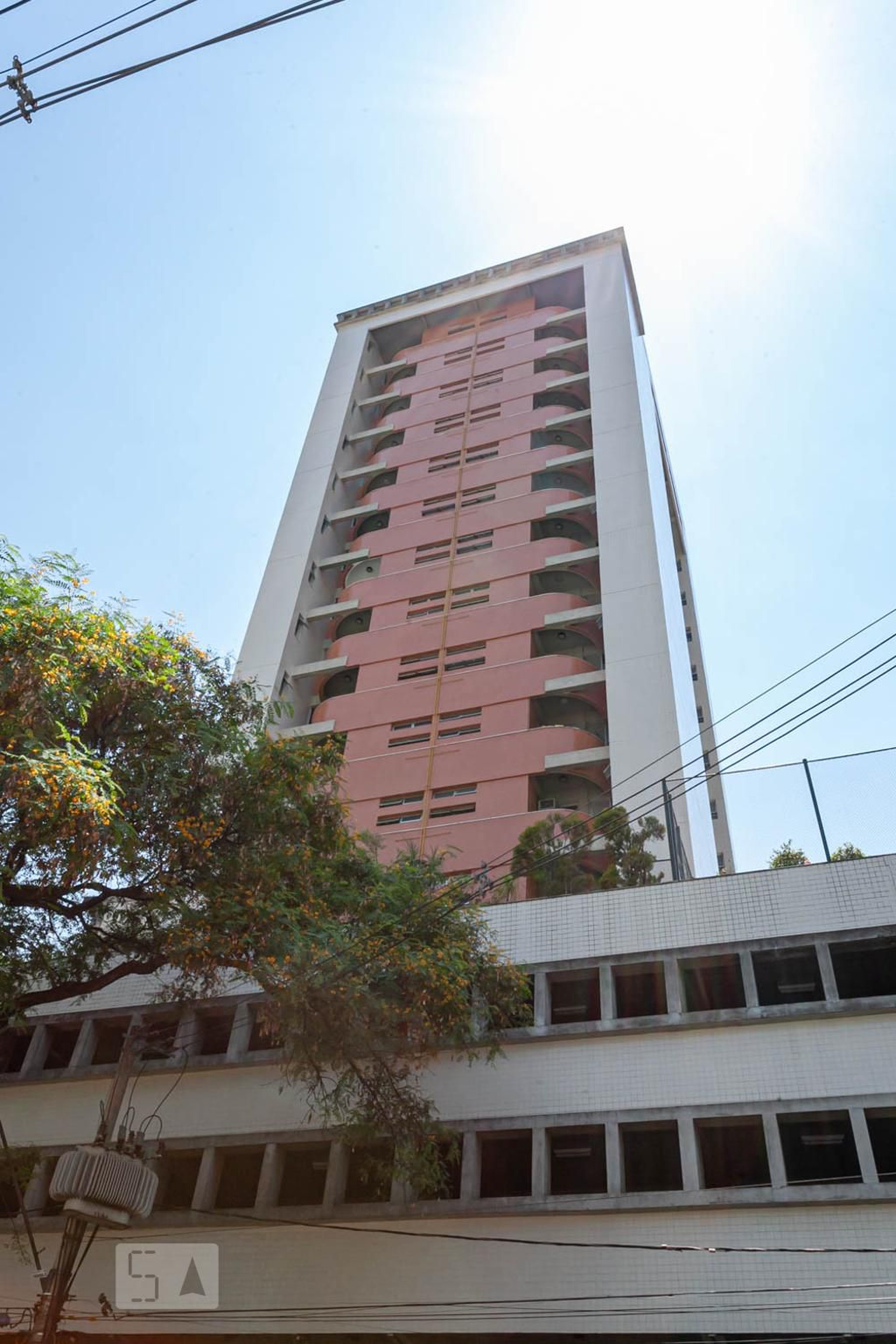 Fachada do prédio Edifício Via Condotti