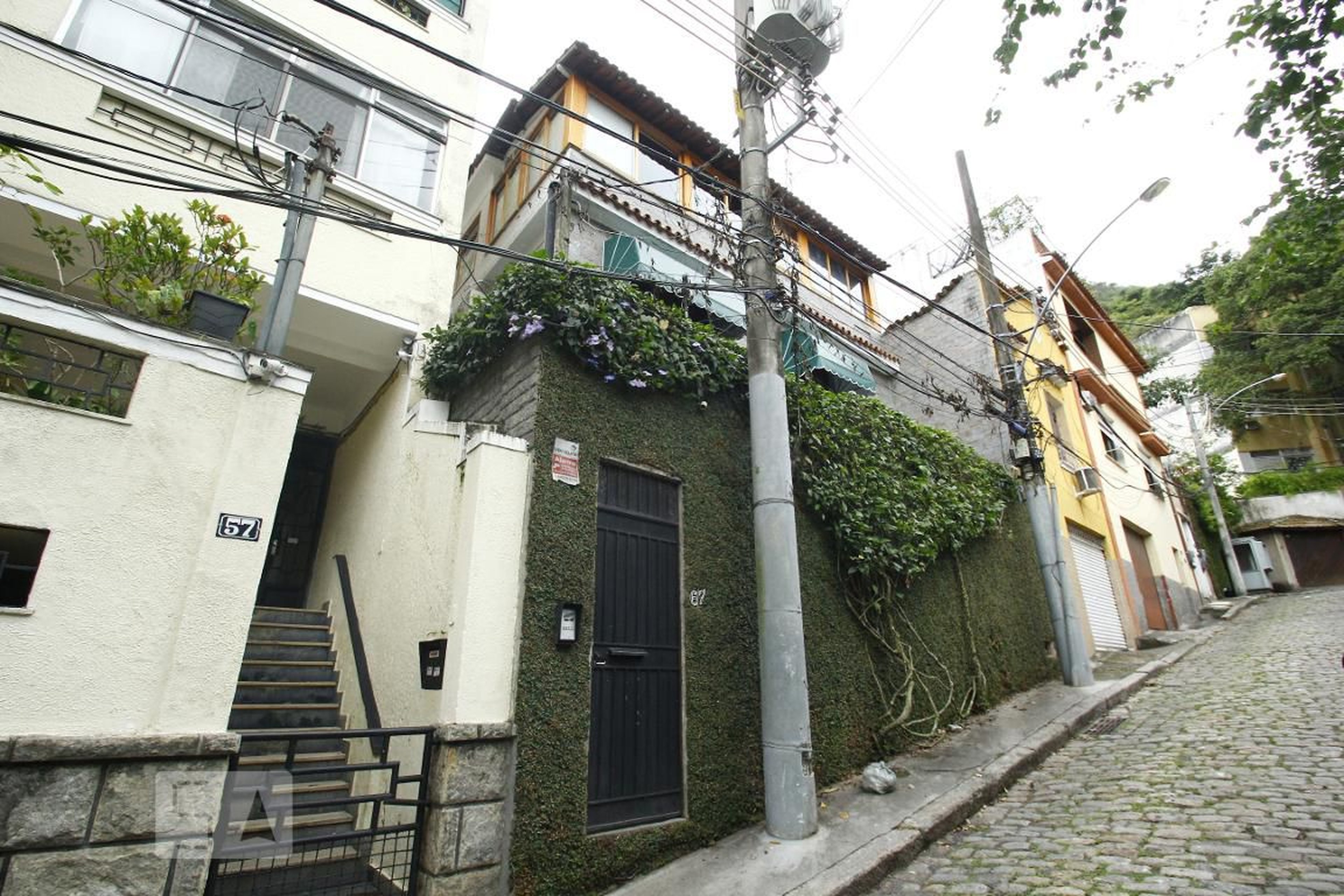 Fachada do Prédio Condomínio em Rua Filinto de Almeida, 67