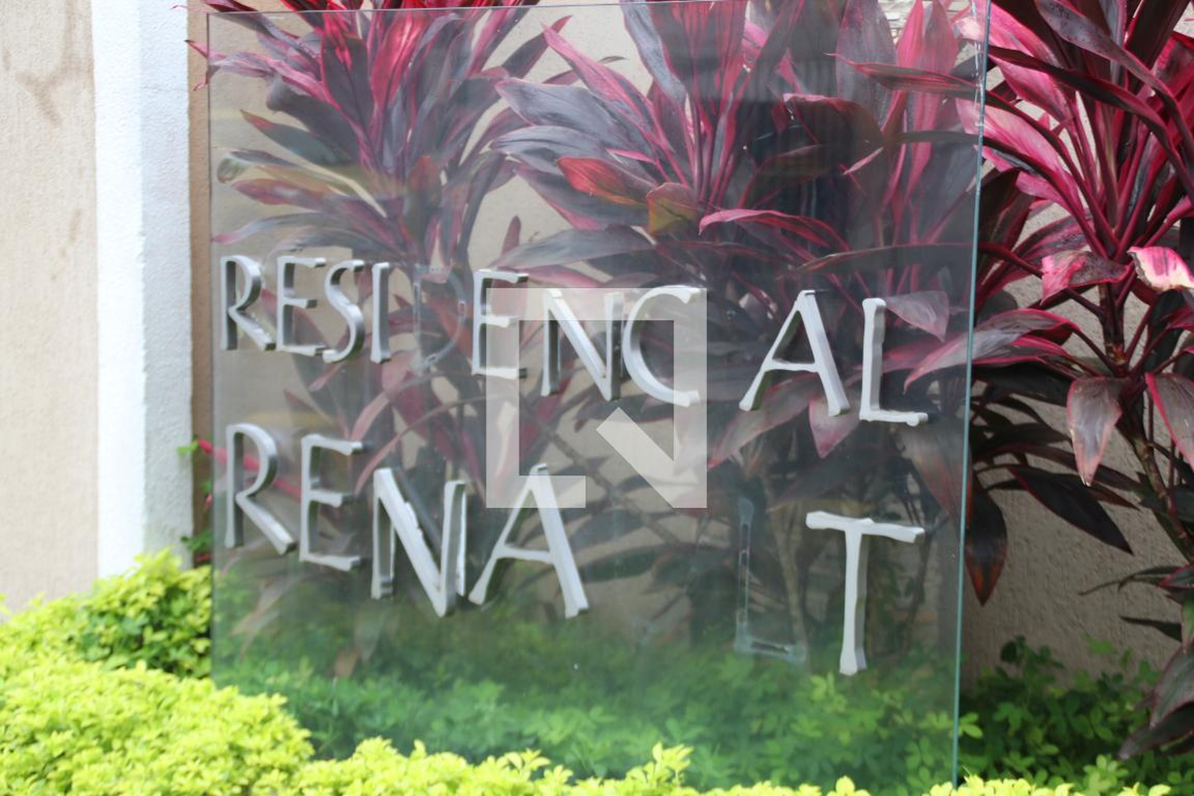 Fachada Condomínio Renault Spazio