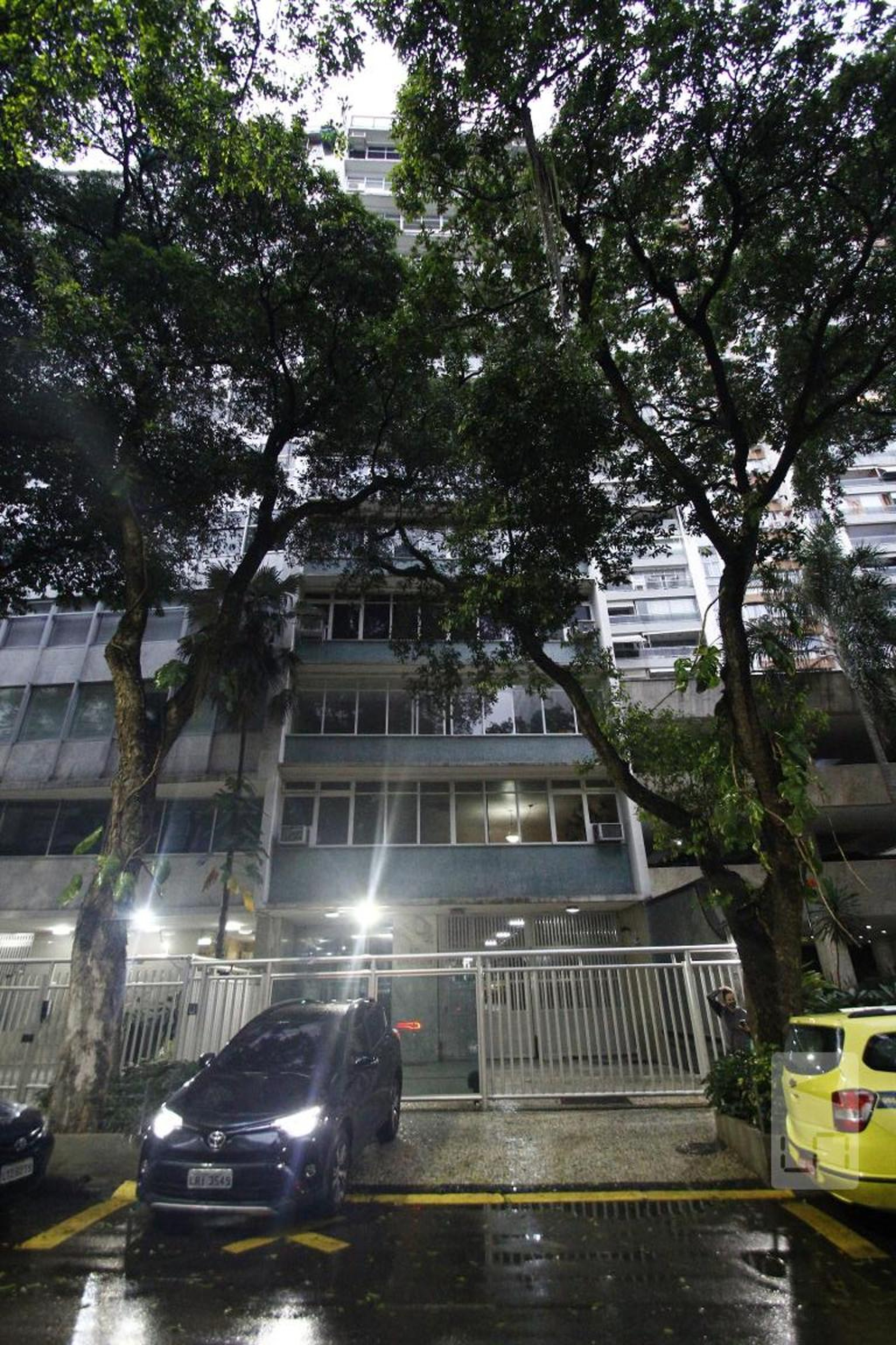 Fachada do Prédio Condomínio Sebastiany