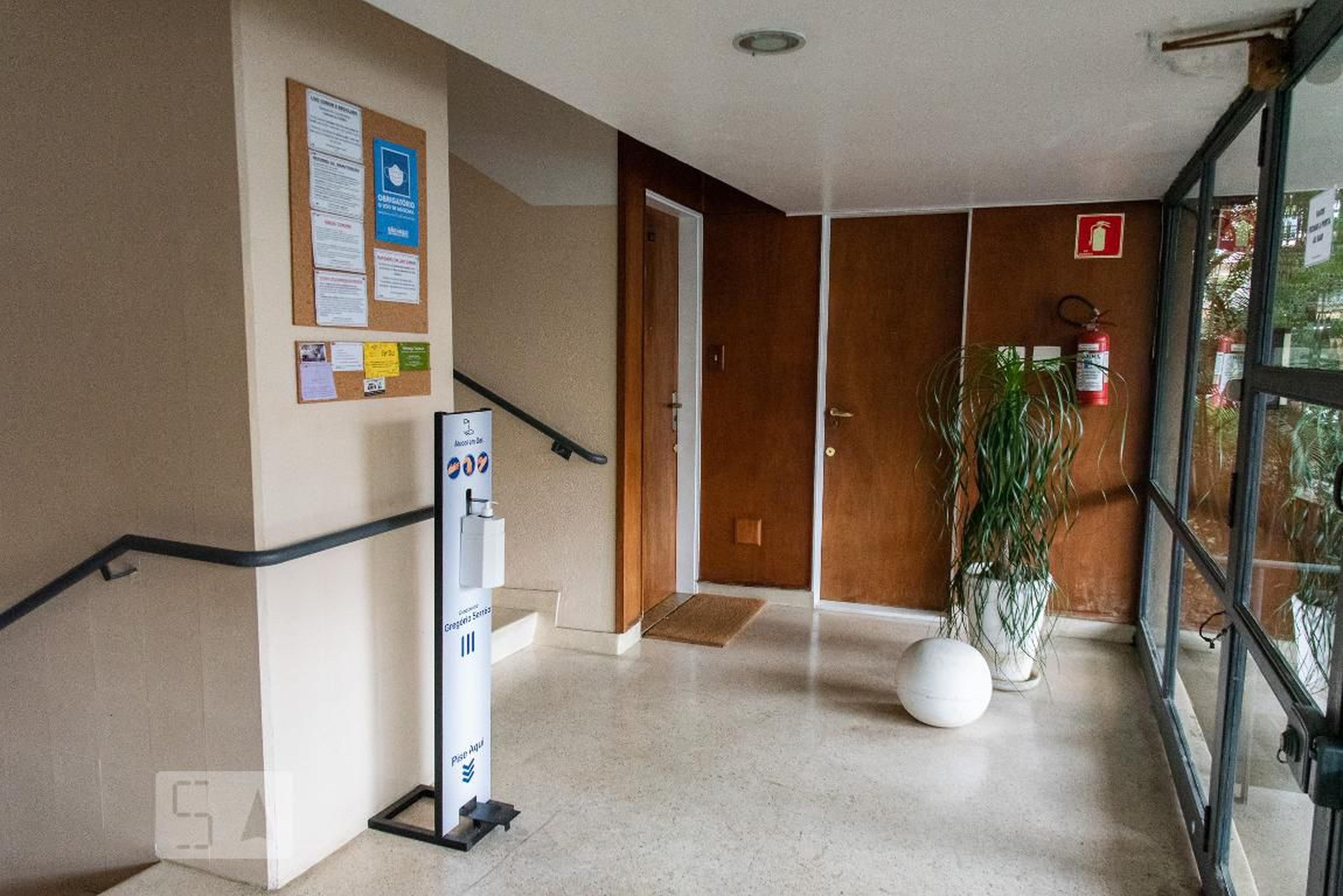 Hall de entrada - Gregorio Serrão III