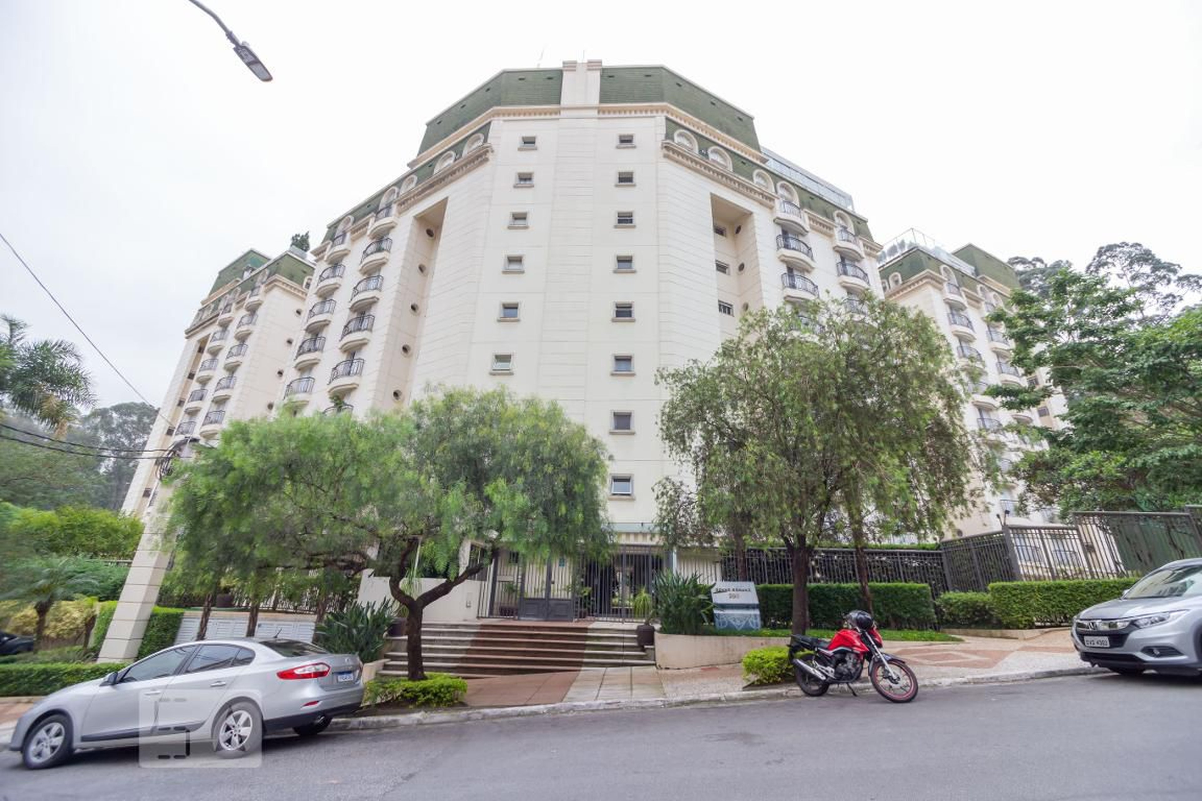 Fachada do Condomínio Condomínio em Rua Doutor Manoel de Paiva Ramos, 290