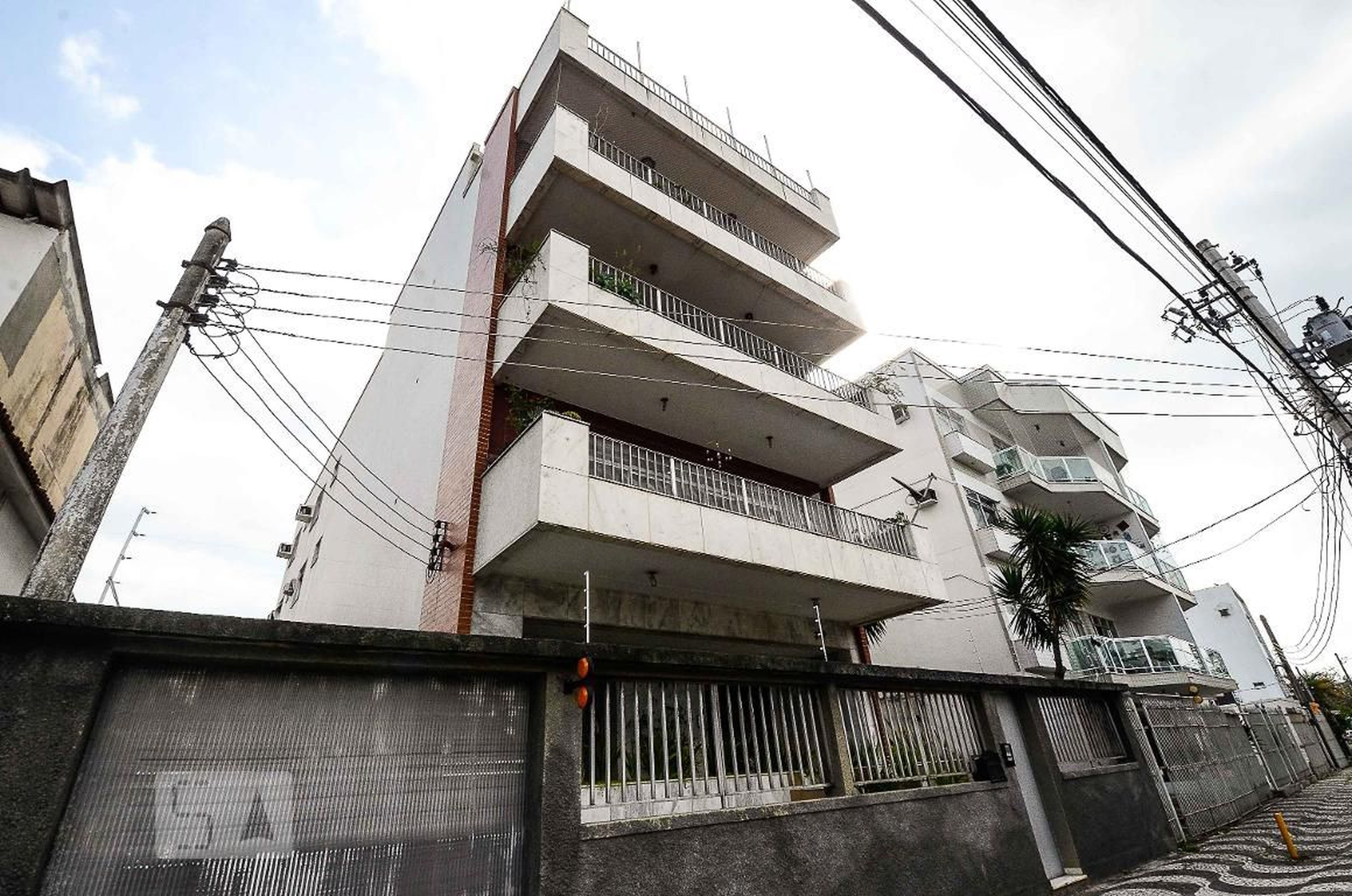 Fachada Condomínio em Avenida do Magistério, 330