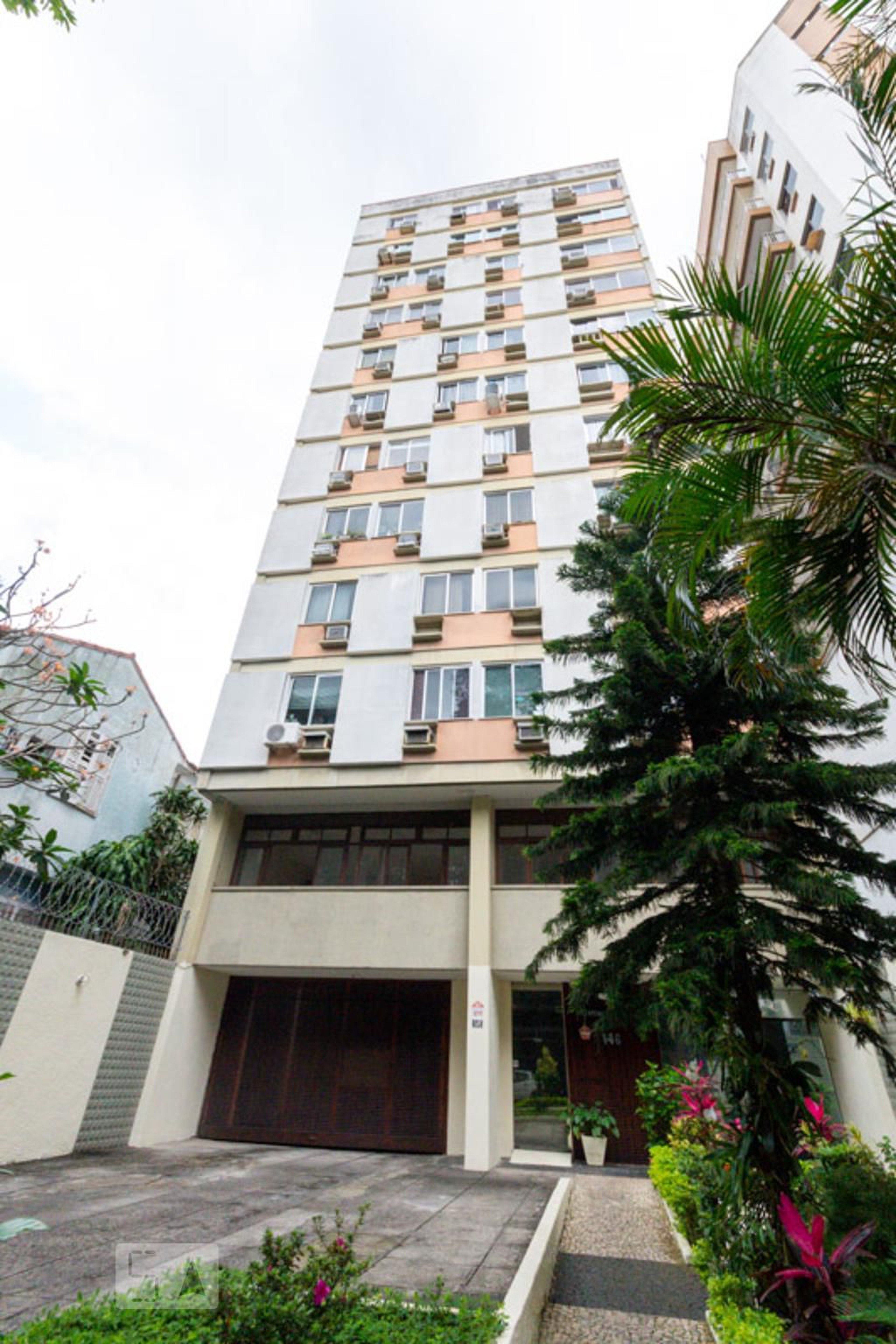 Fachada Edifício Rodrigo Octavio Filho