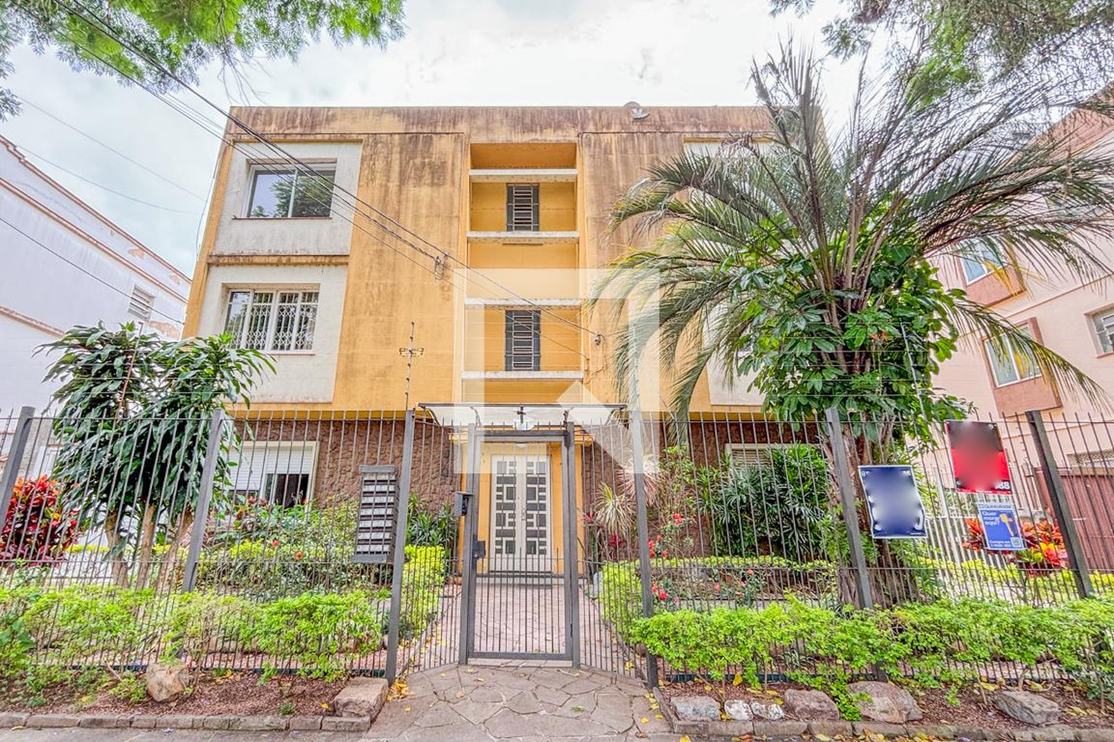 Fachada Condomínio em Avenida Ganzo, 708