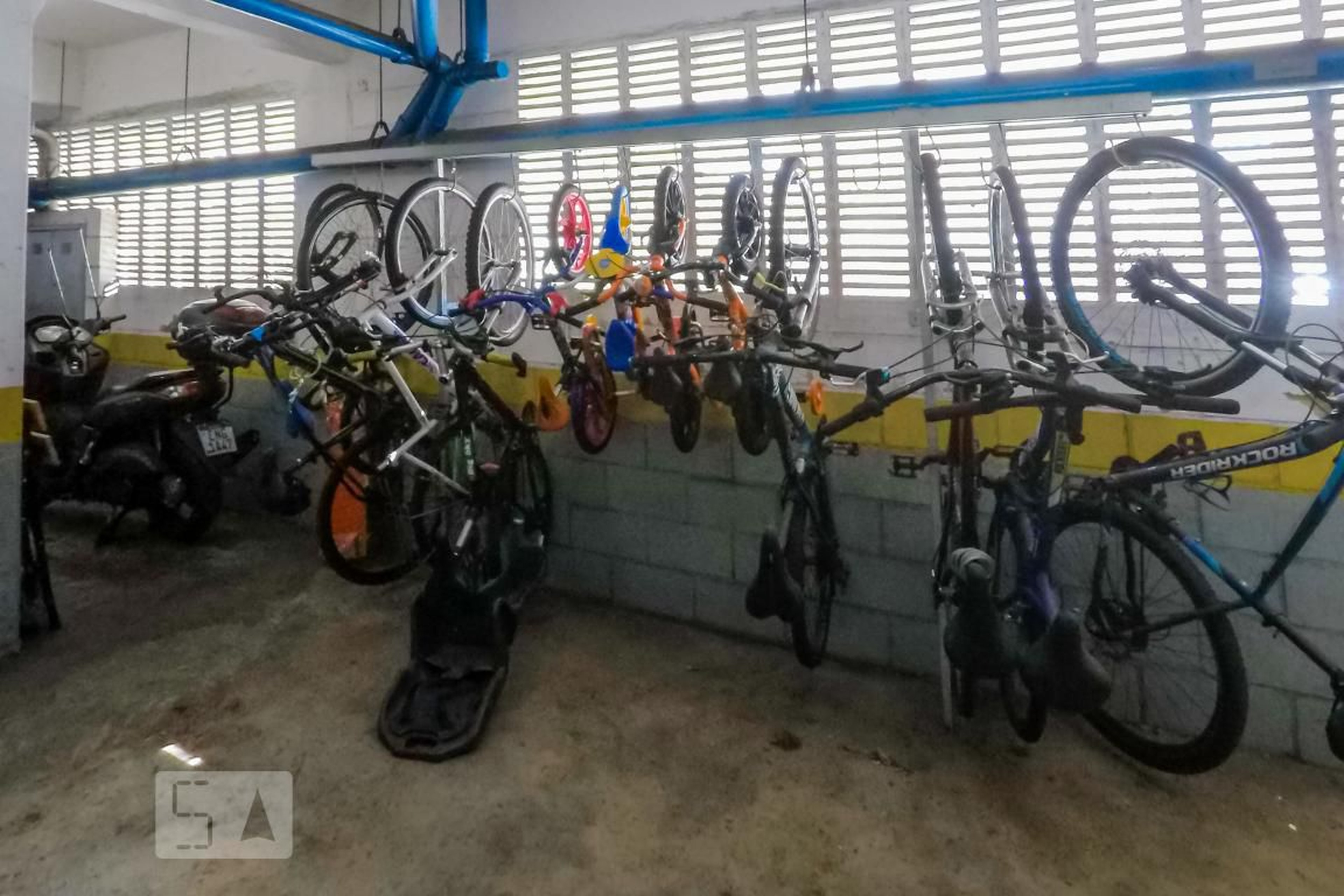 Bicicletario - Edifício Reference