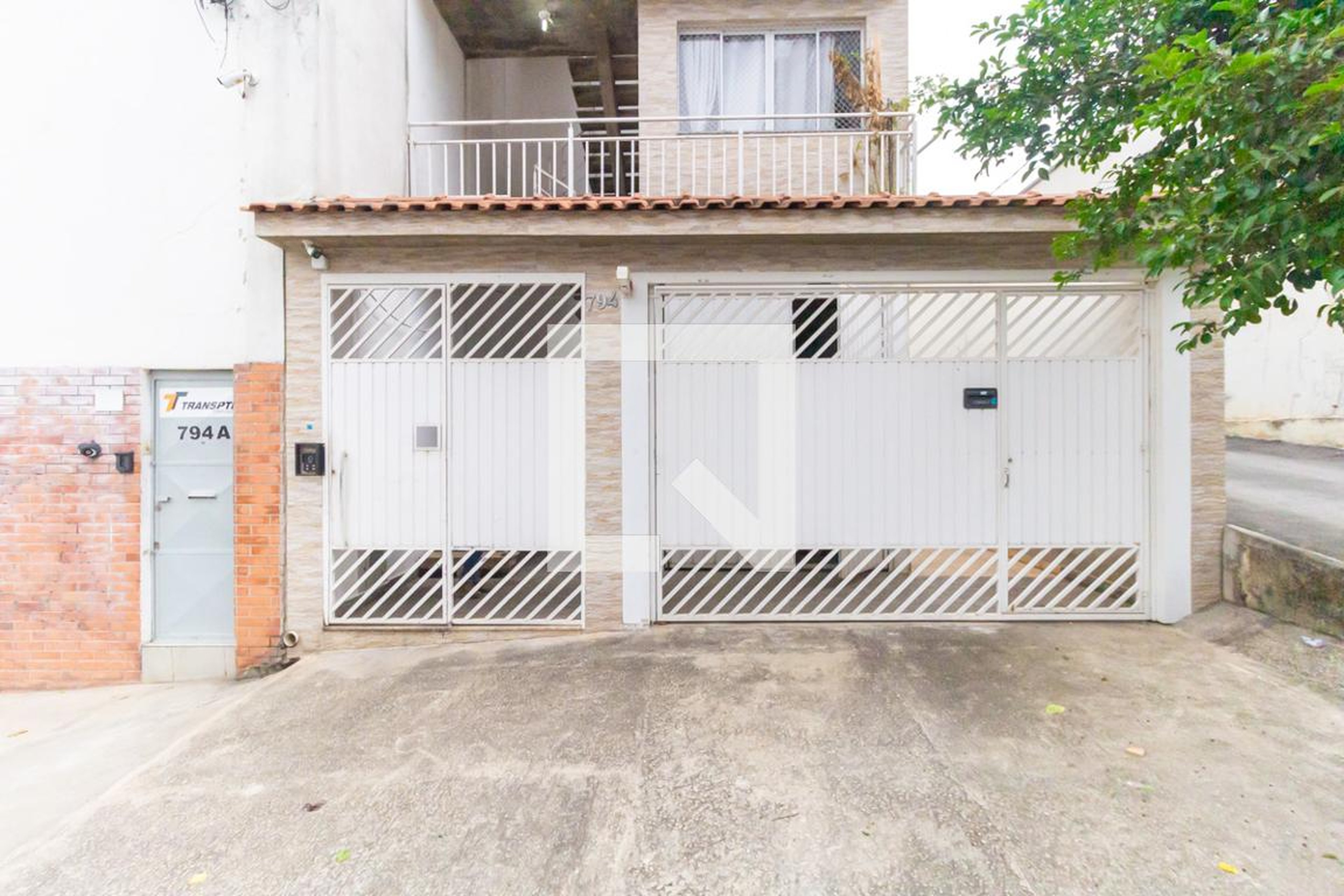 Fachada Condomínio em Rua Cisplatina, 794