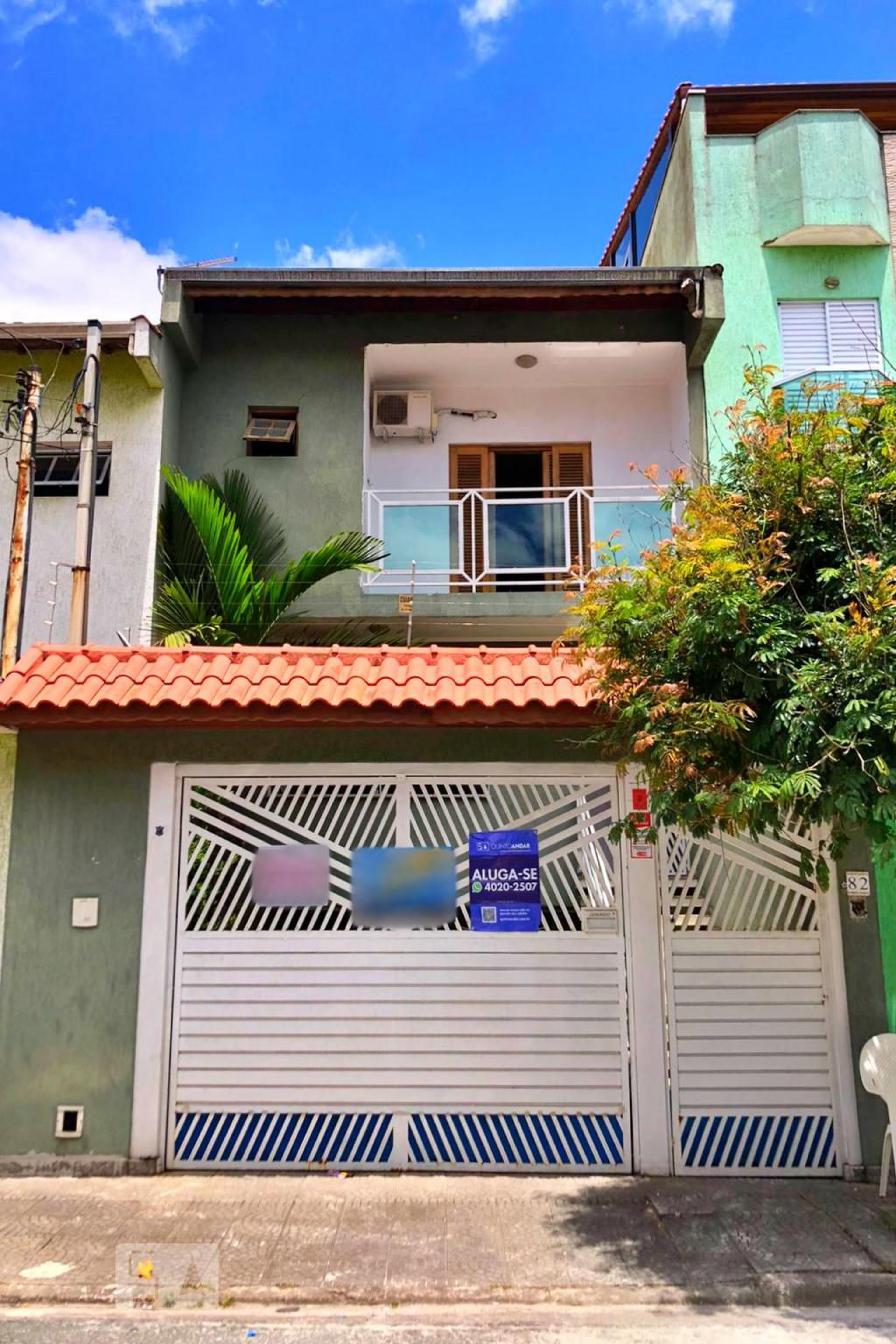 Fachada Condomínio em Rua Magalhães Barata, 82