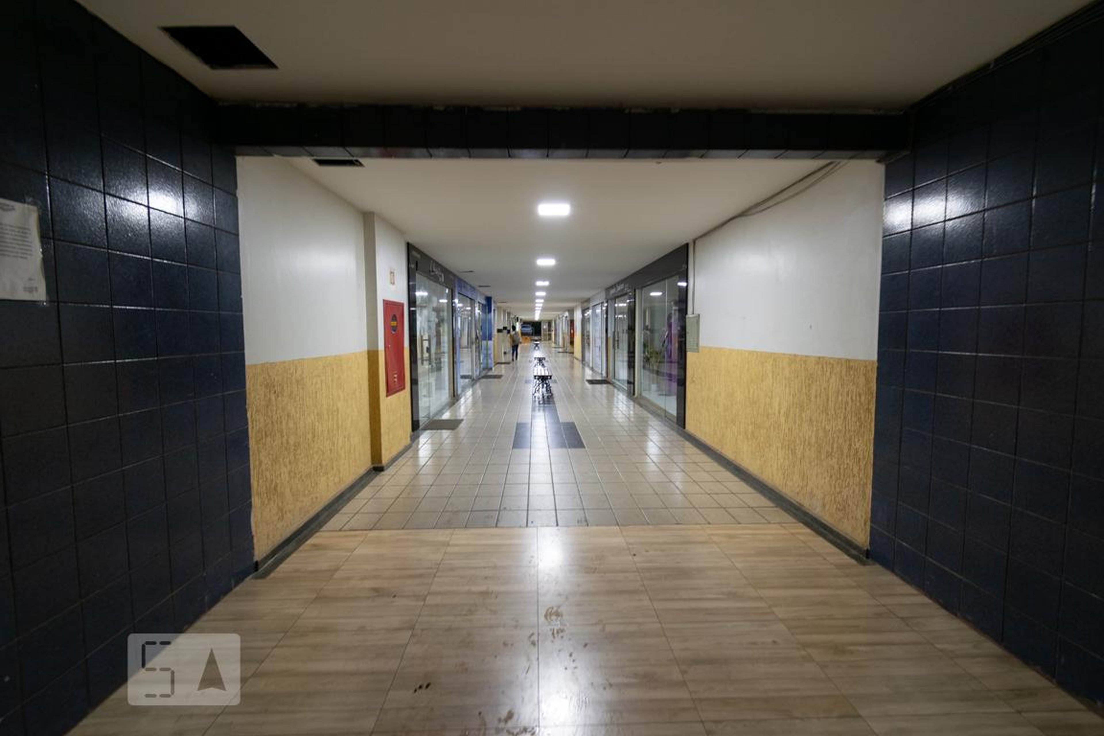 Área comum - Multishopping