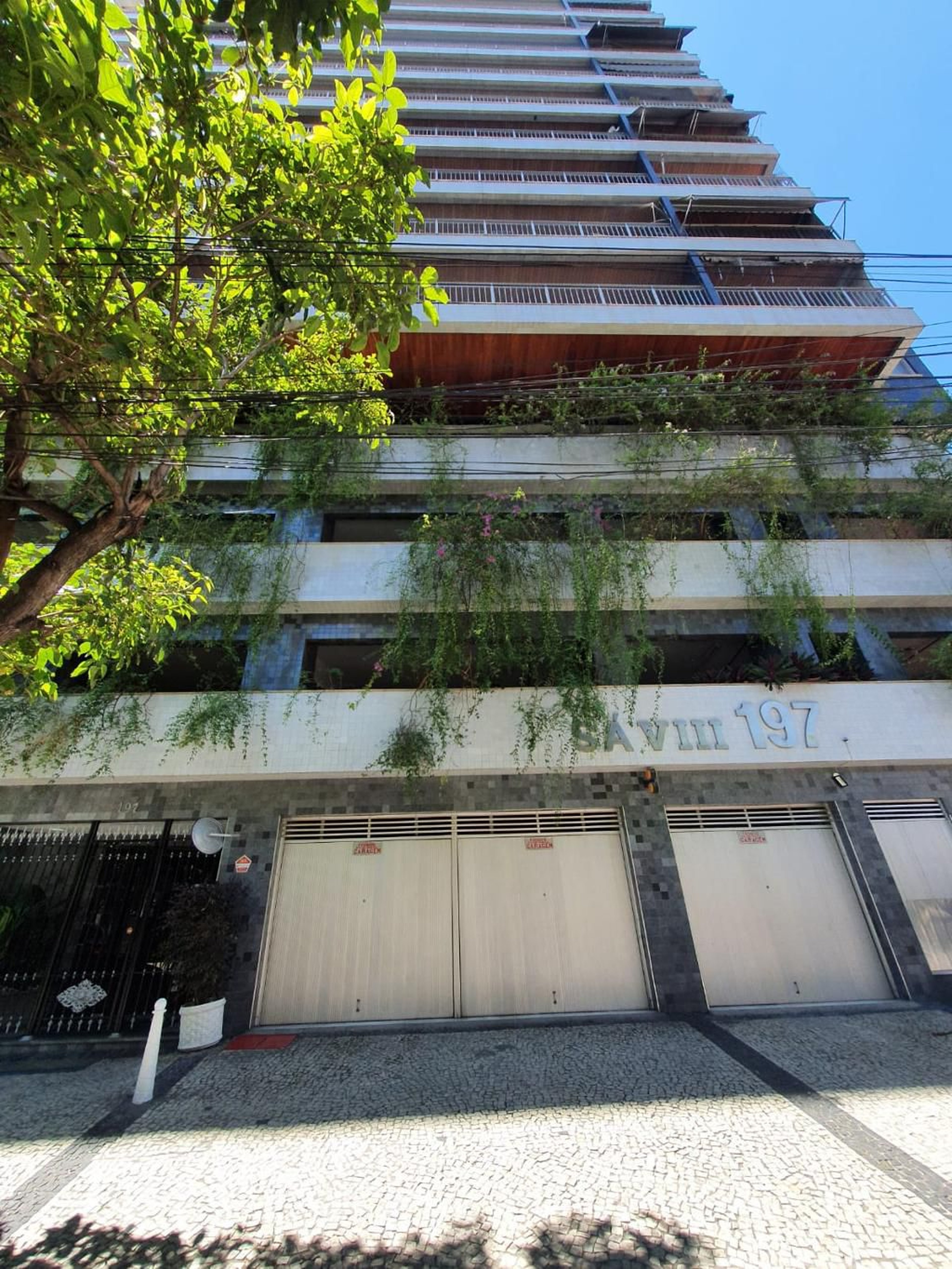 Fachada Condomínio Sá VIII