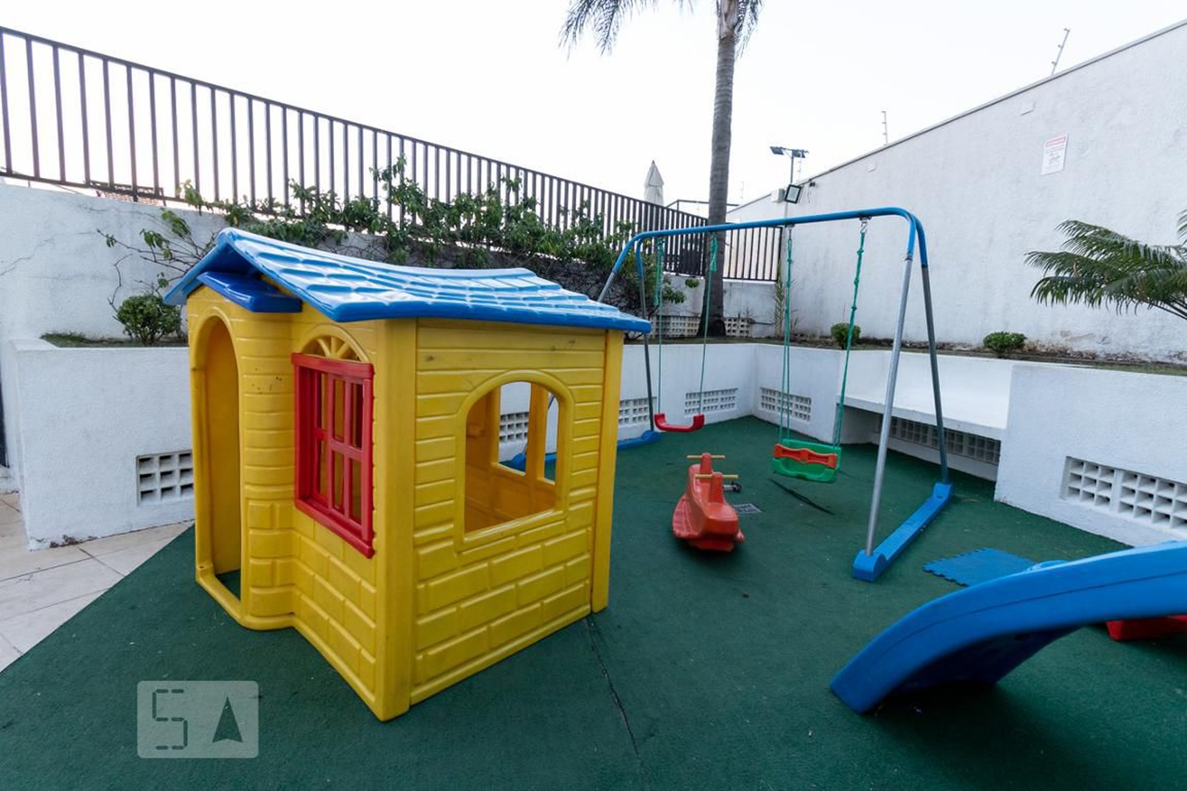 Playground - Edifício Califórnia