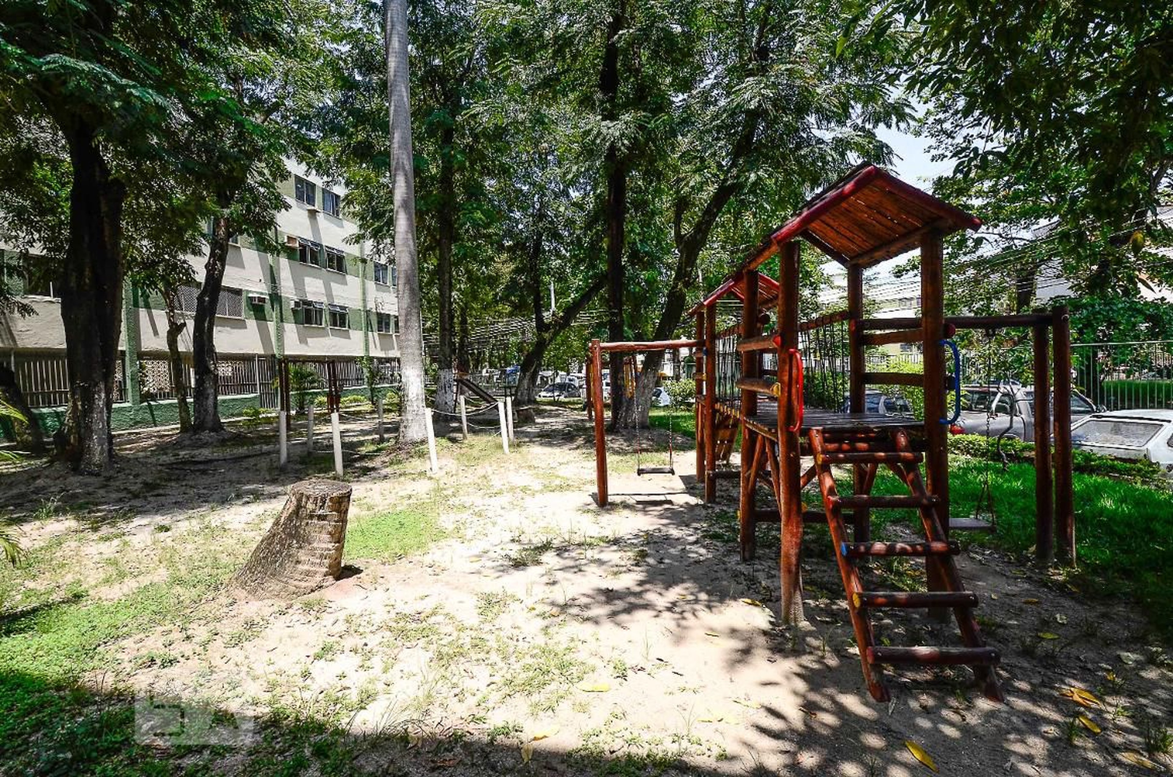 Parquinho - ruben berta