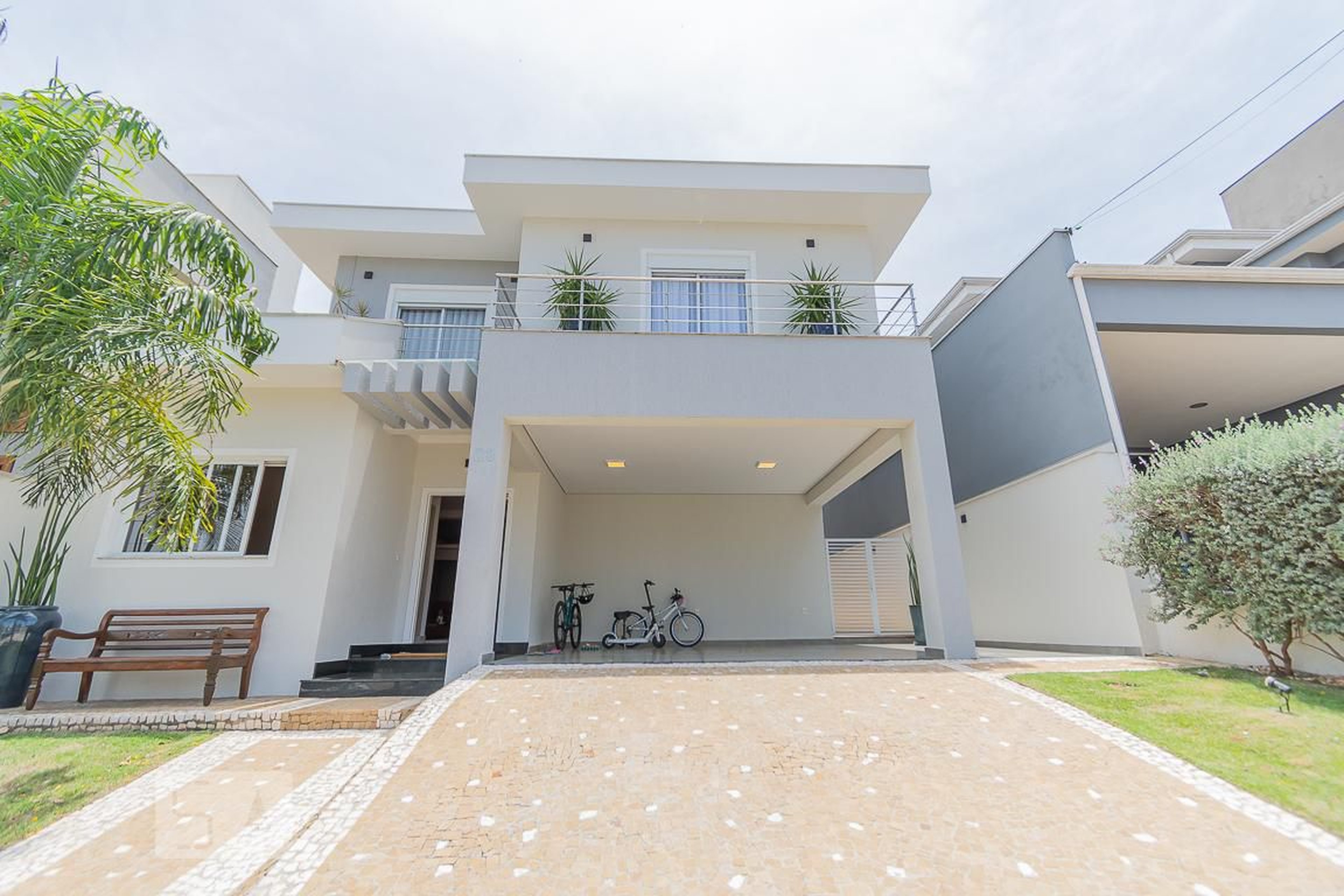 Fachada Condomínio em Rua Advogado Marco Antonio Ducatti, 23