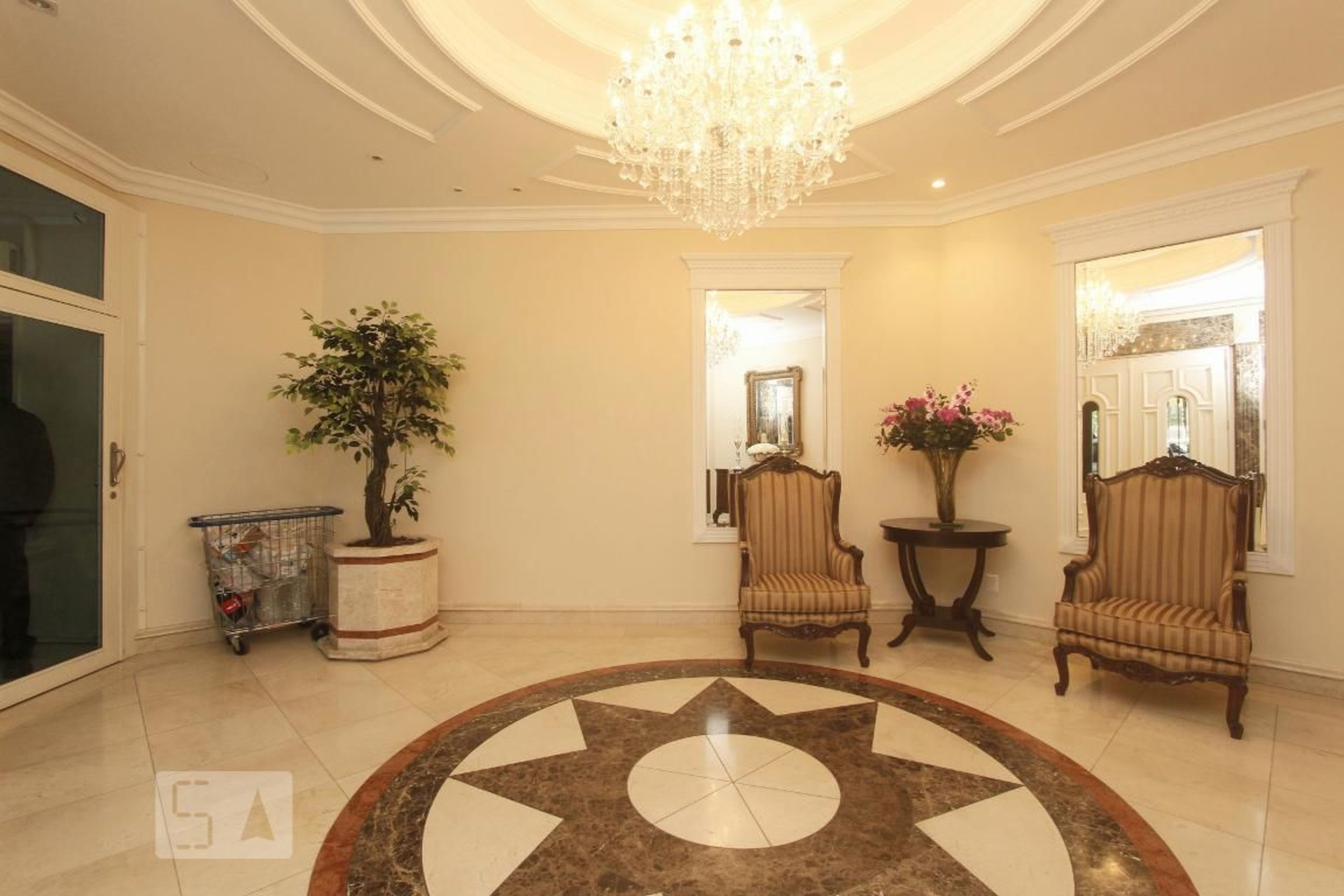 HALL DE ENTRADA - Edifício Majesty