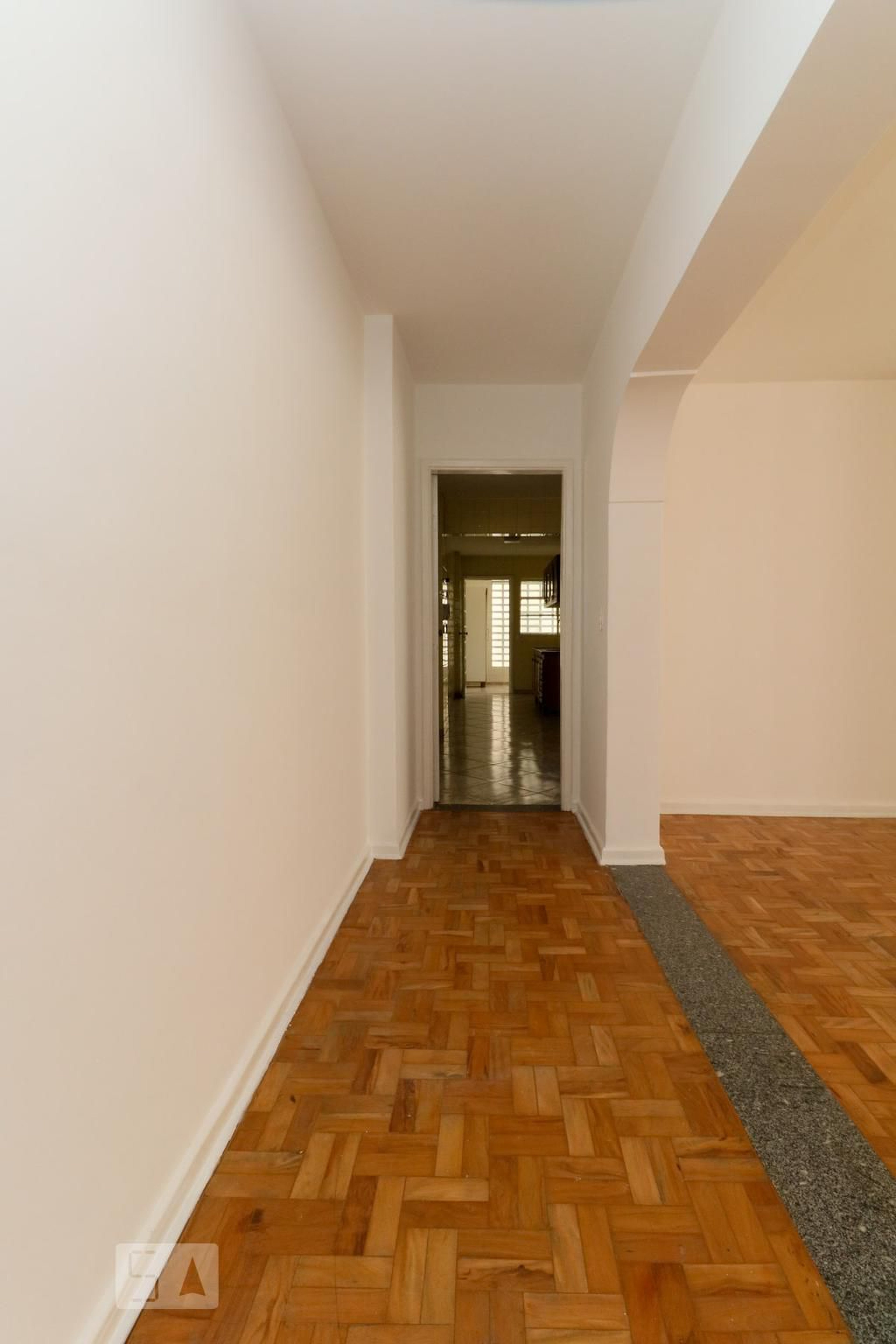 Entrada - Mateus Grou