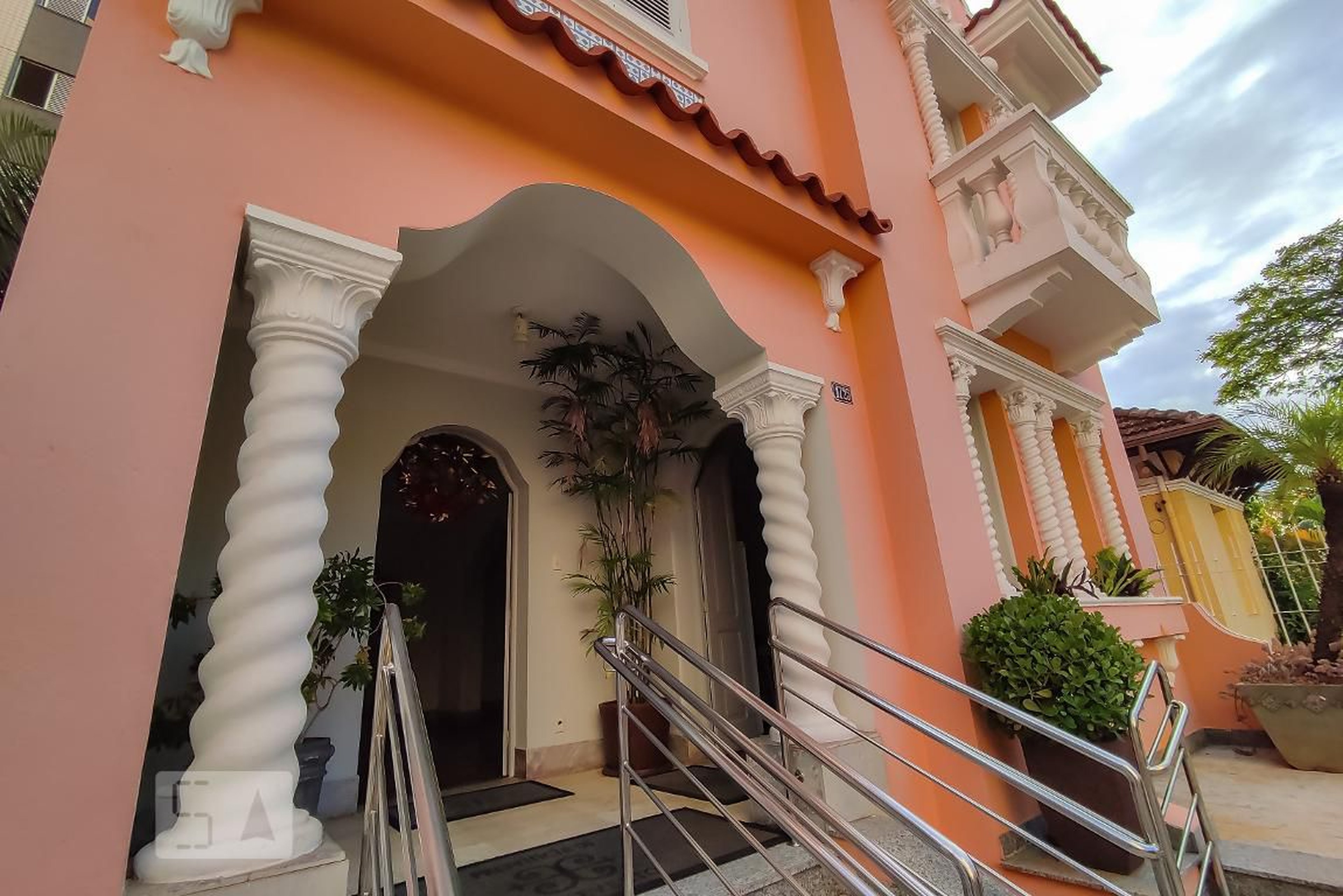 Entrada - Edifício Província do Benevento