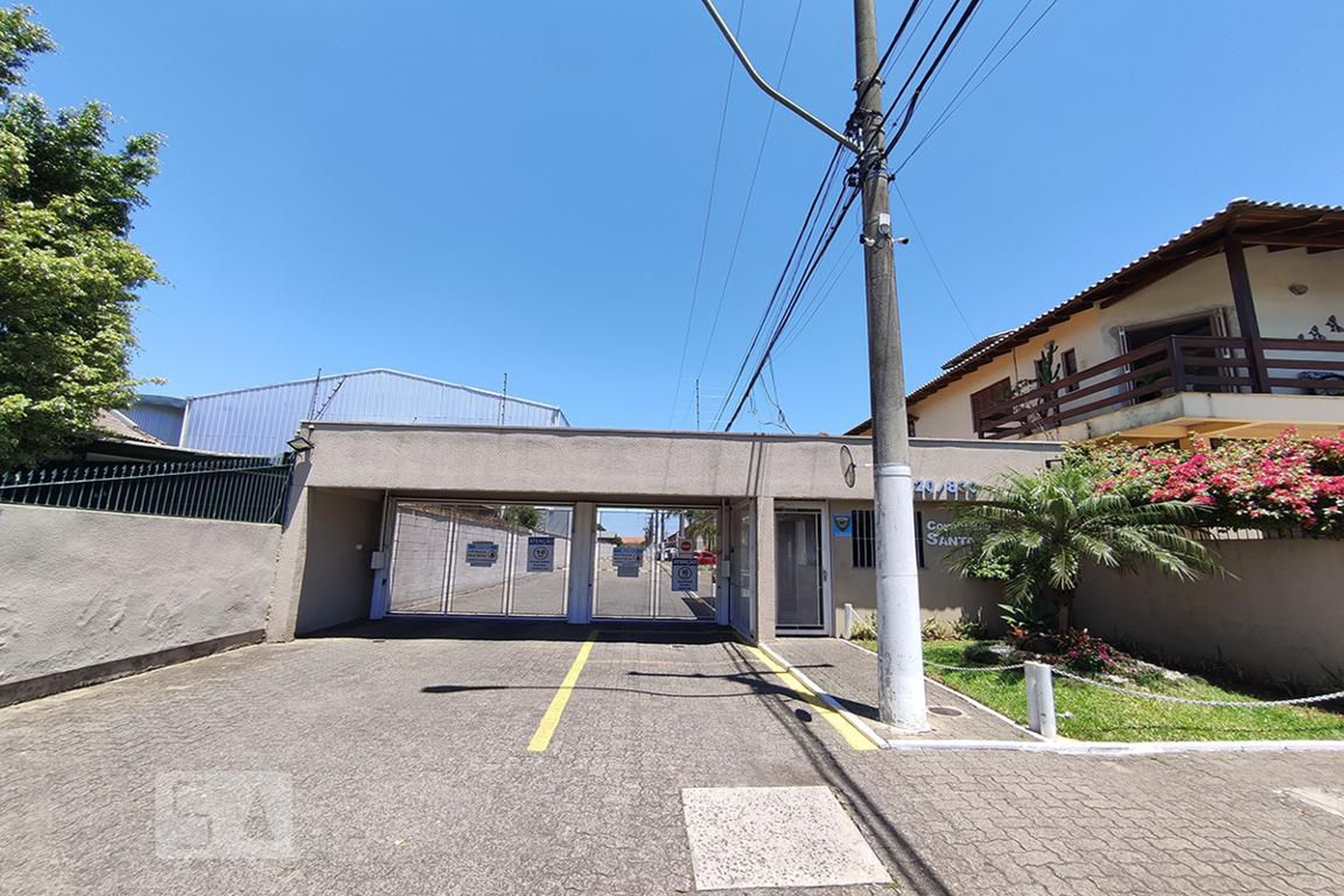 Fachada do Condomínio Residencial Santa Clara