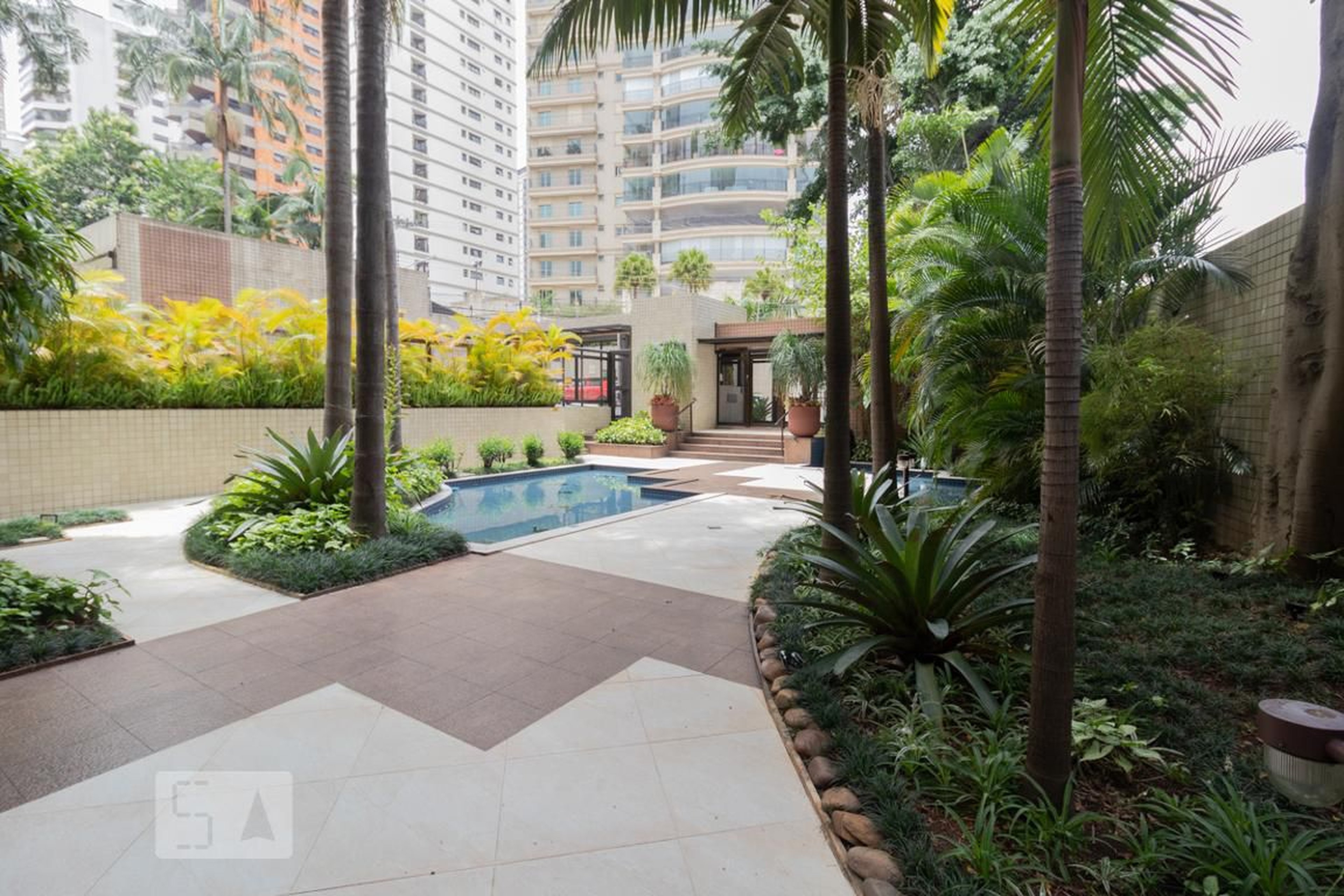 Área comum - Helio Franco Chaves