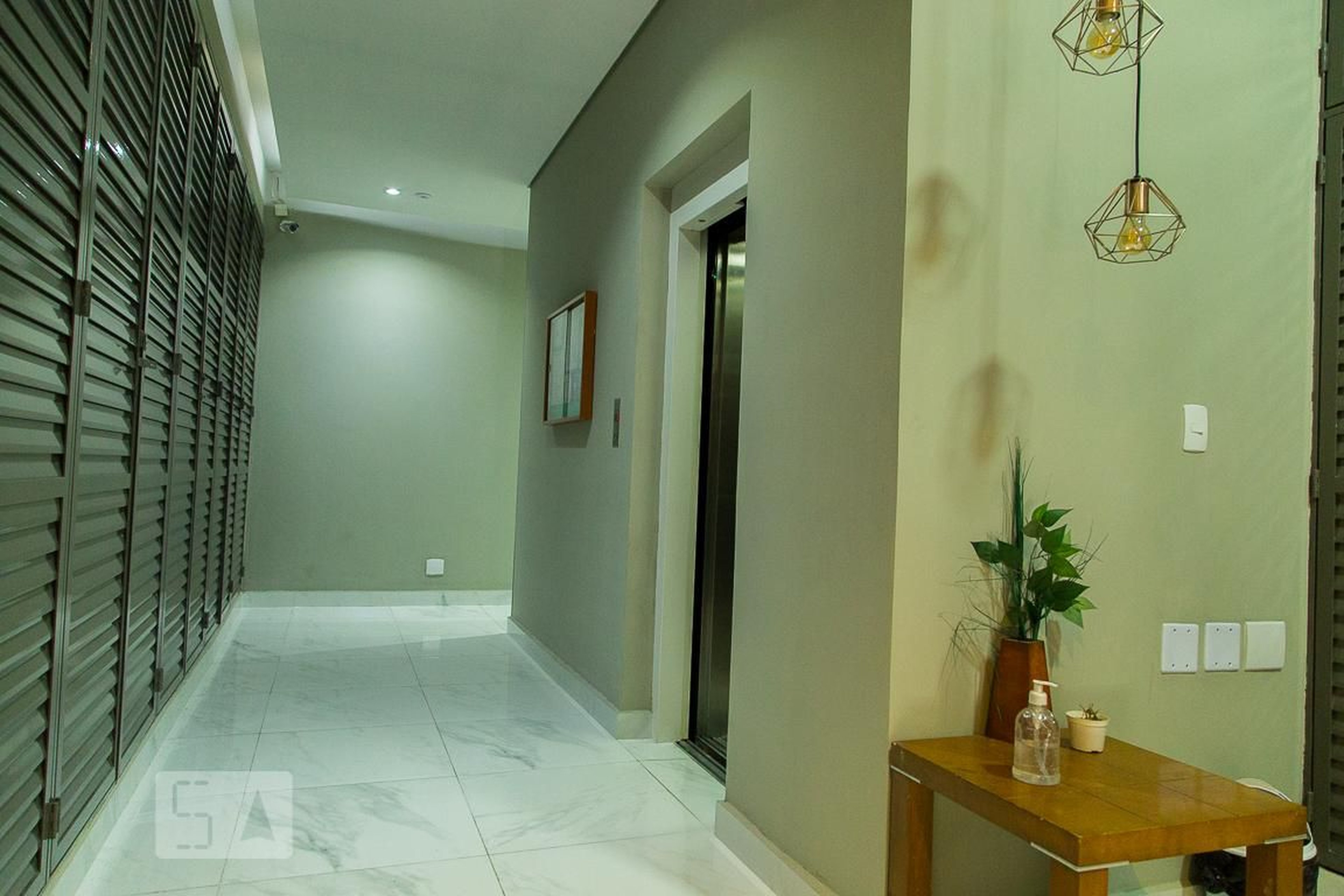 Hall de entrada - Crisântemo