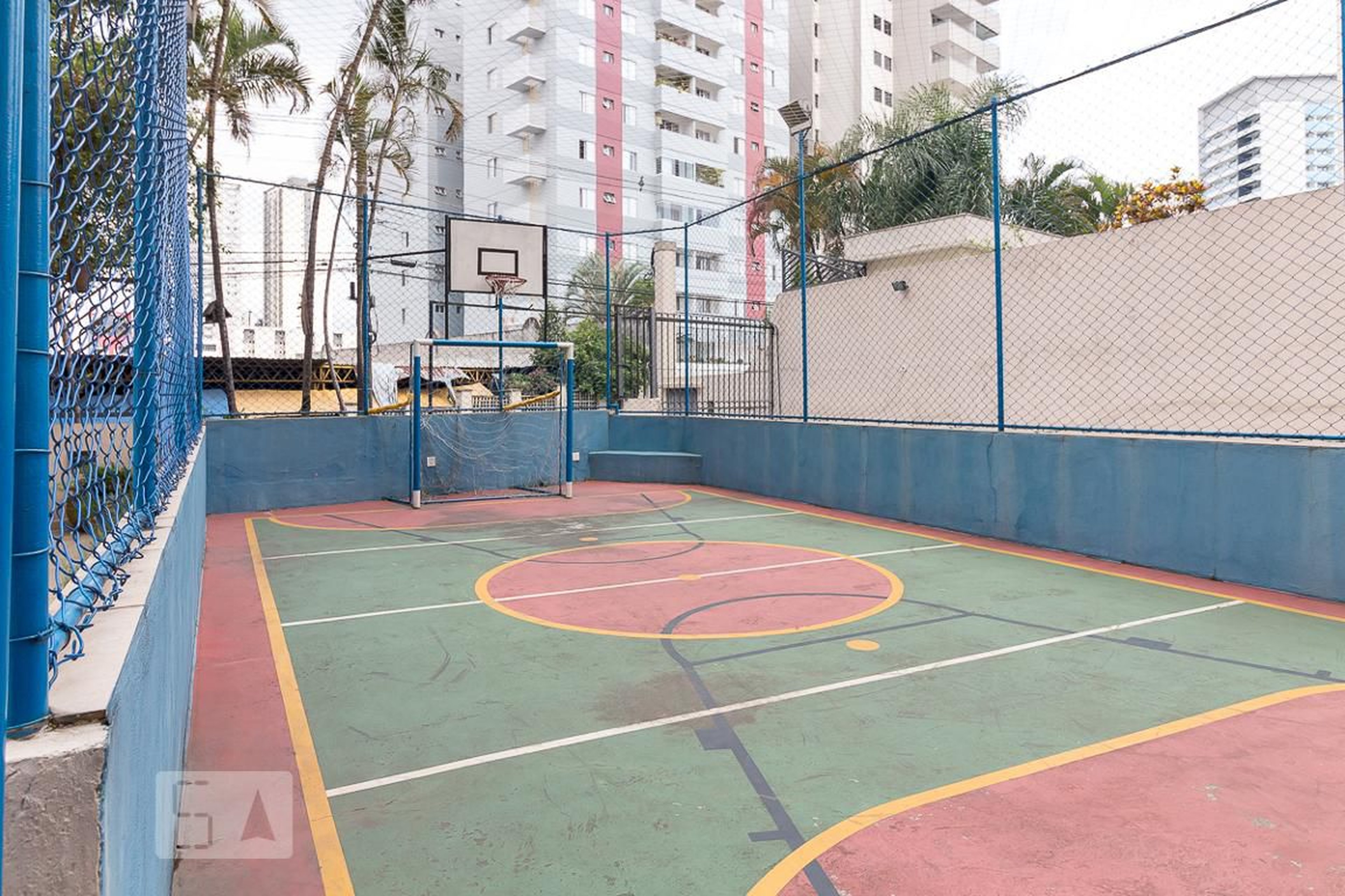 Quadra poliesportiva - 