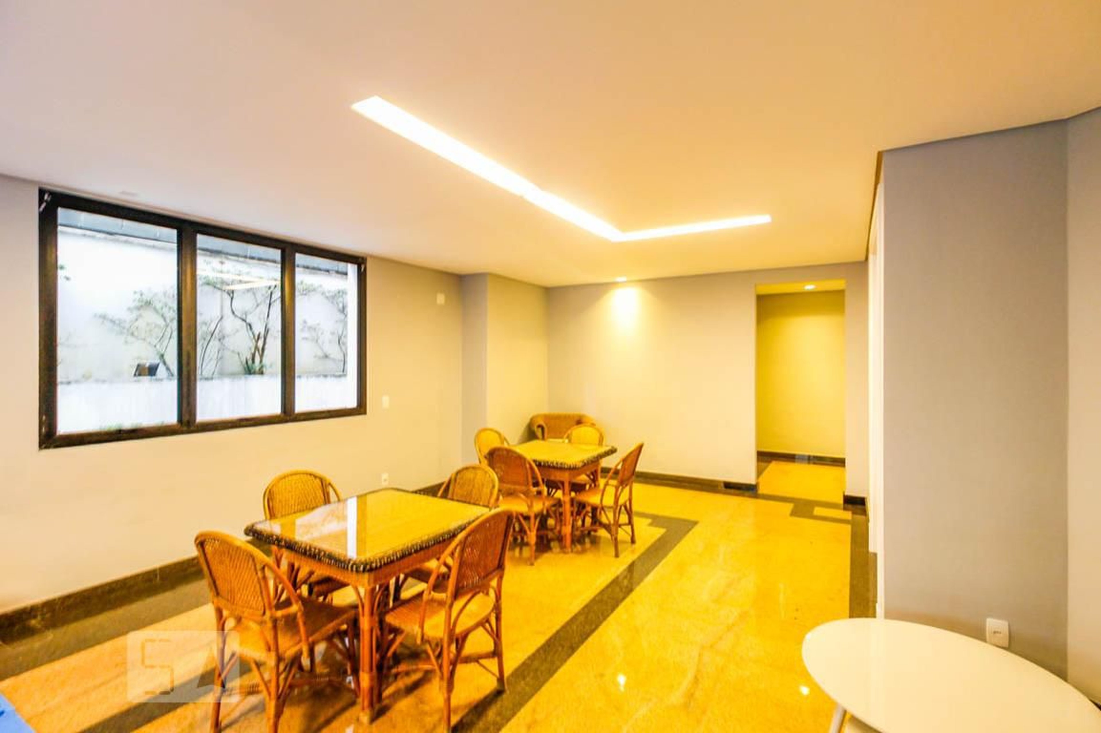 Salão de Festas - Saint Cloude