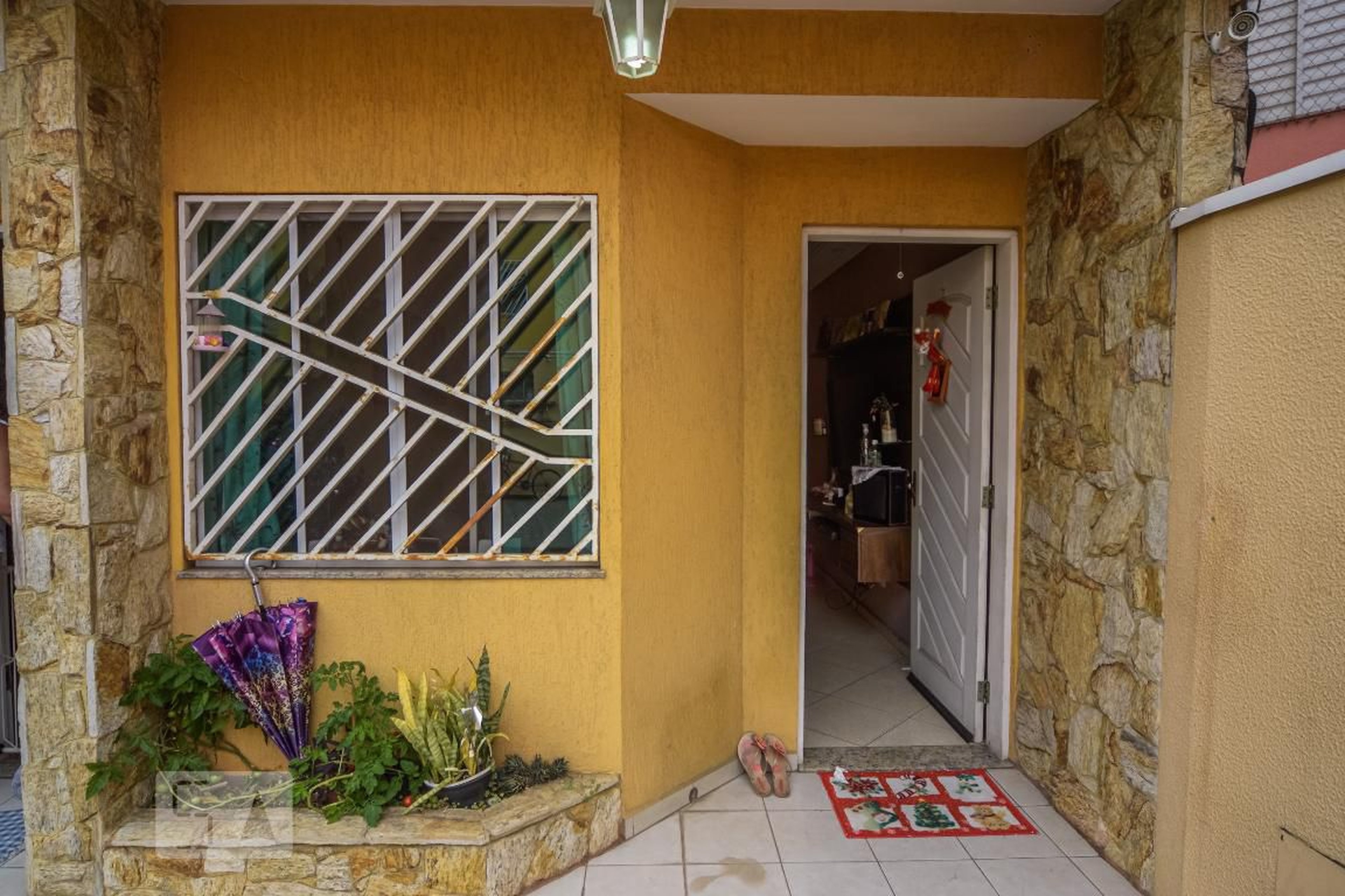 Fachada Condomínio em Rua Atuaí, 775