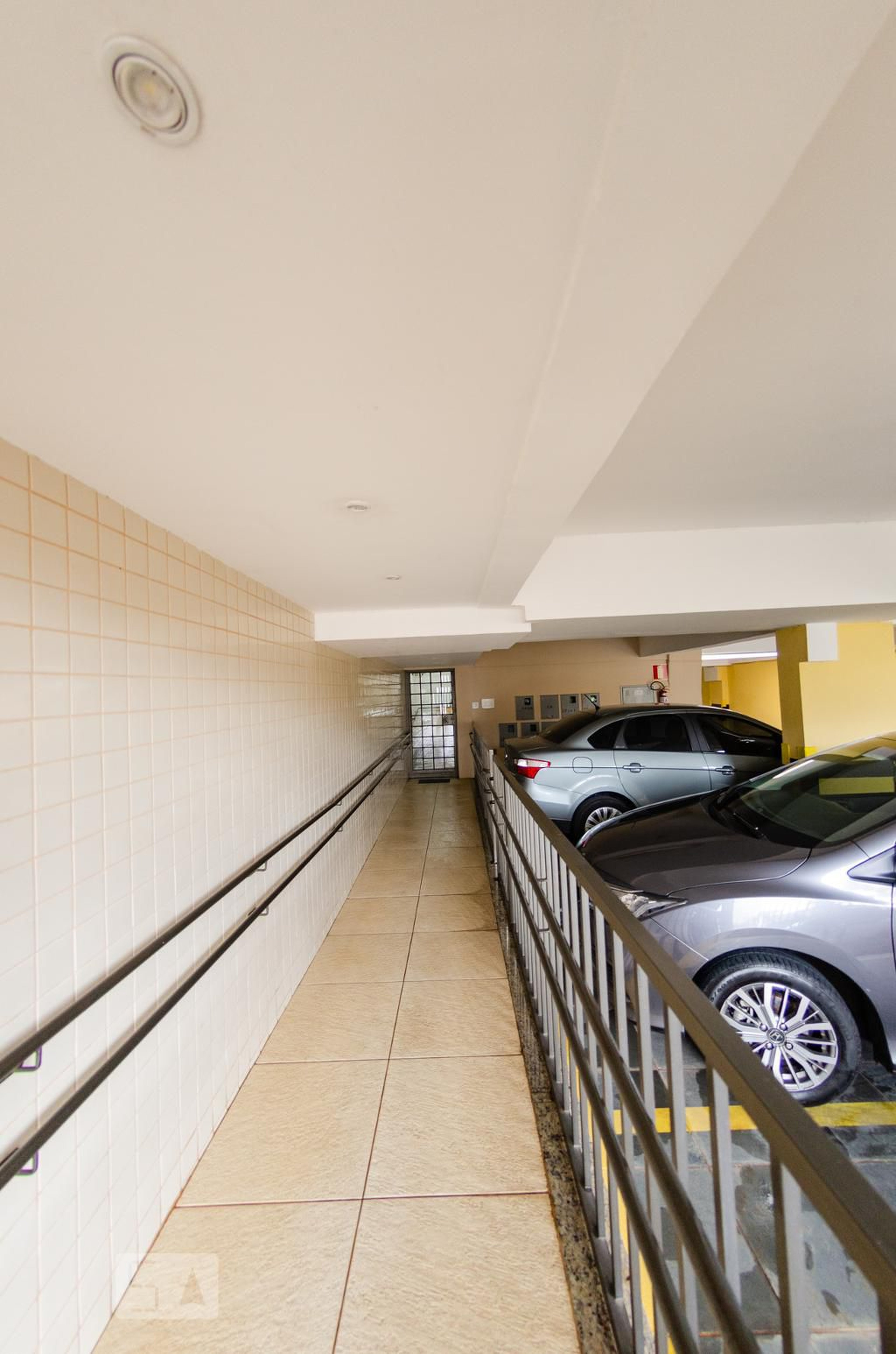 Entrada - Edifício Residencial Zaragoza