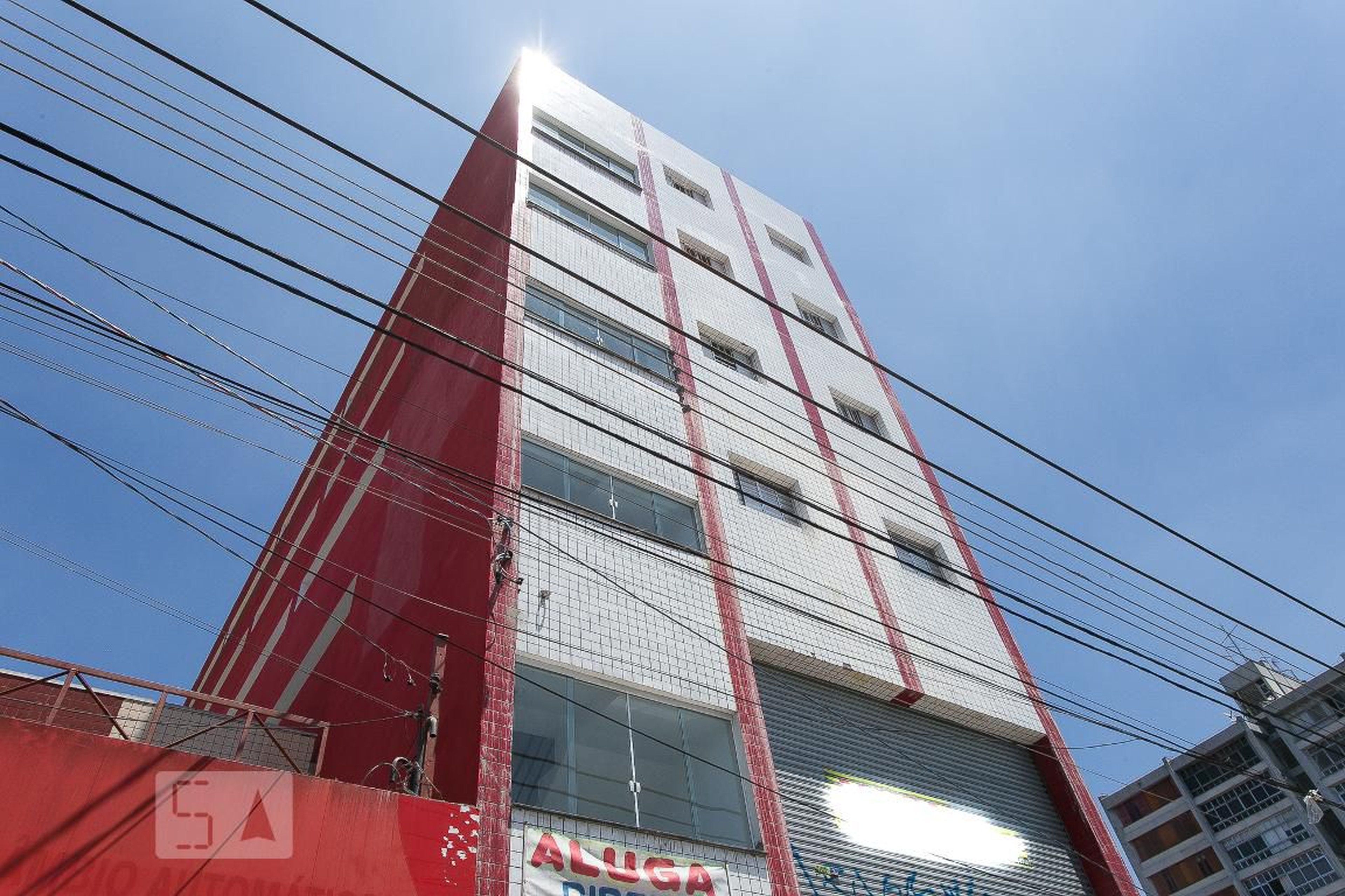 Fachada Condomínio em Rua Rodovalho Junior, 544