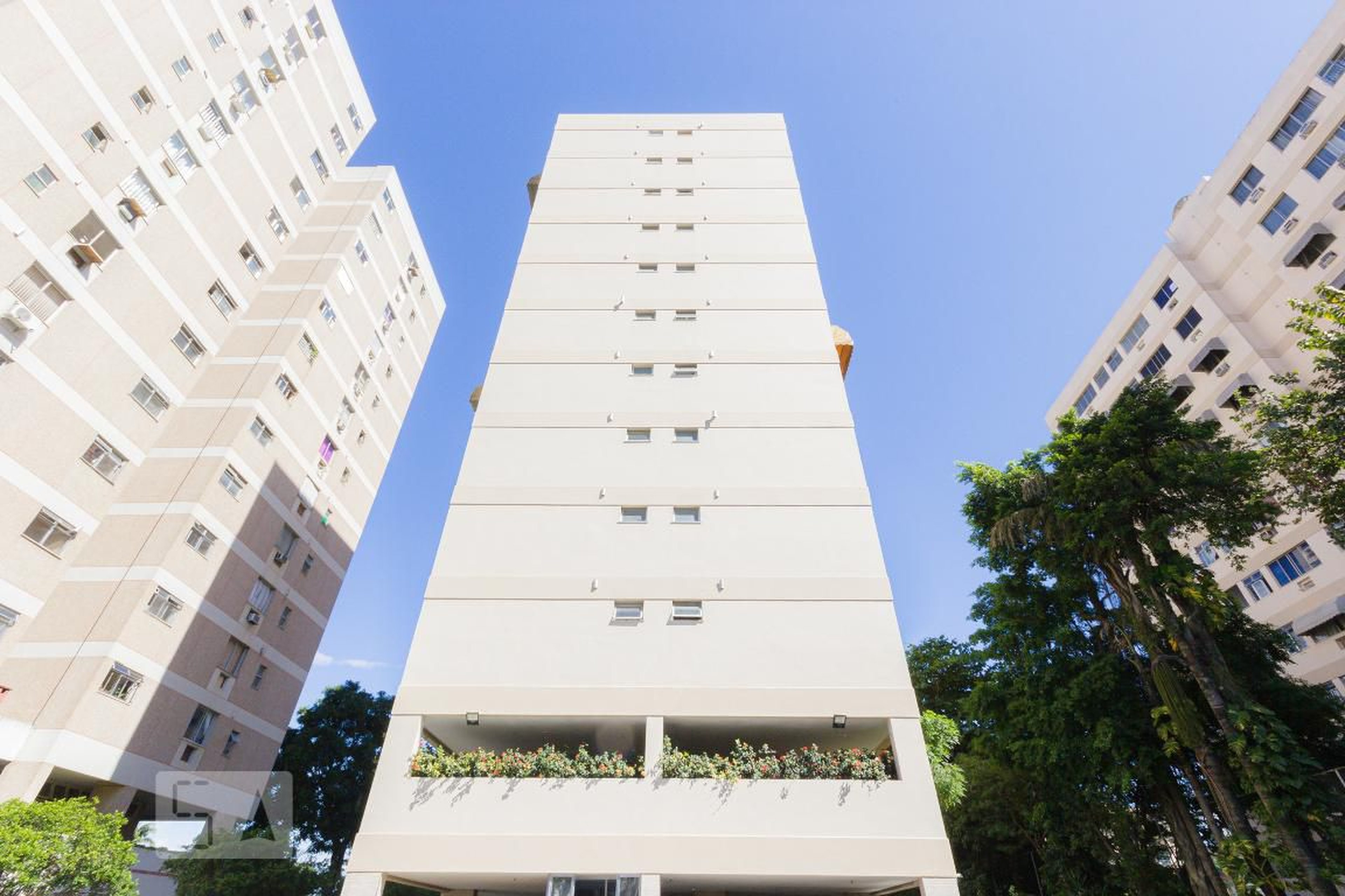 Prédio Condomínio ado de Montemor