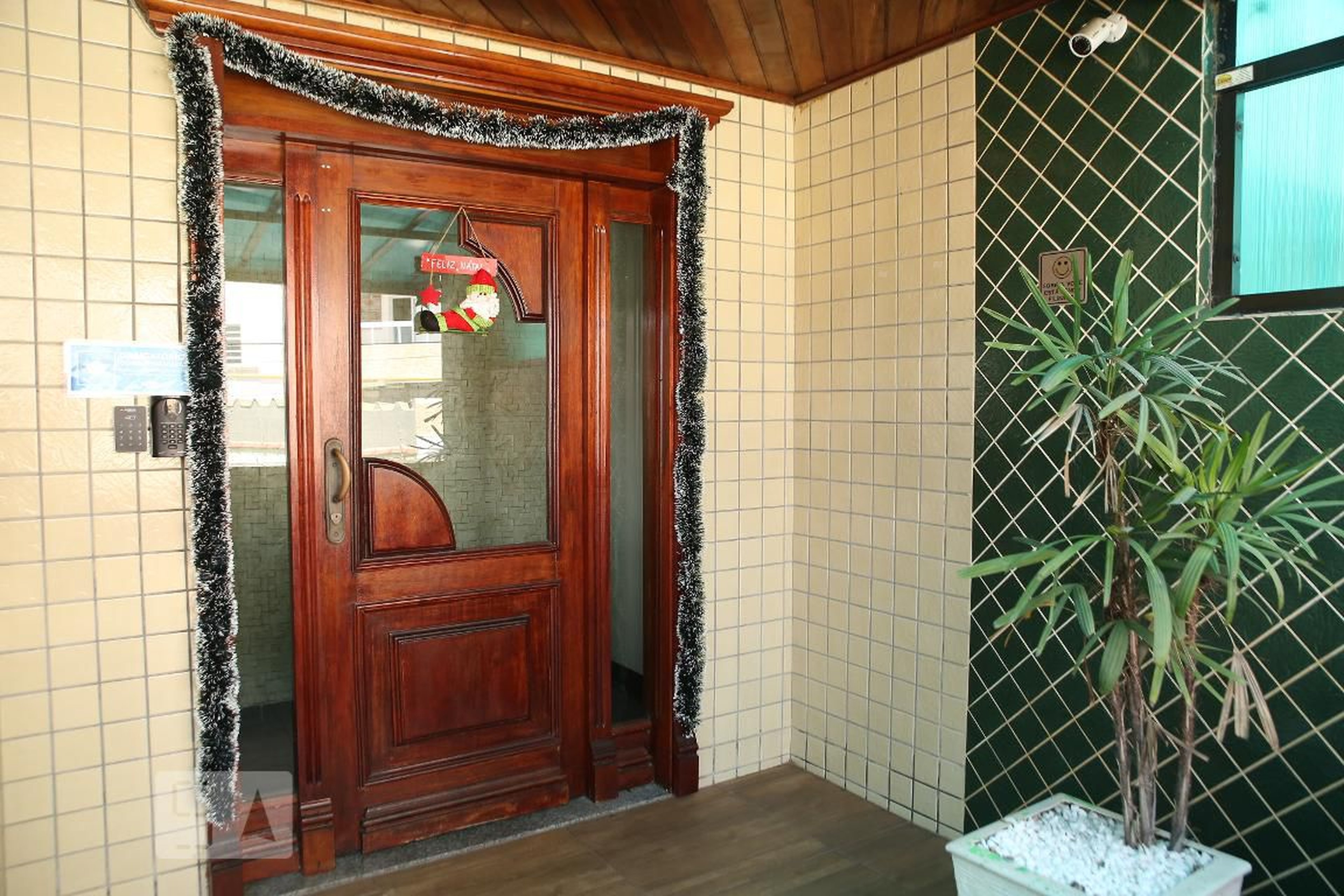 Entrada social - Edificio Vitória